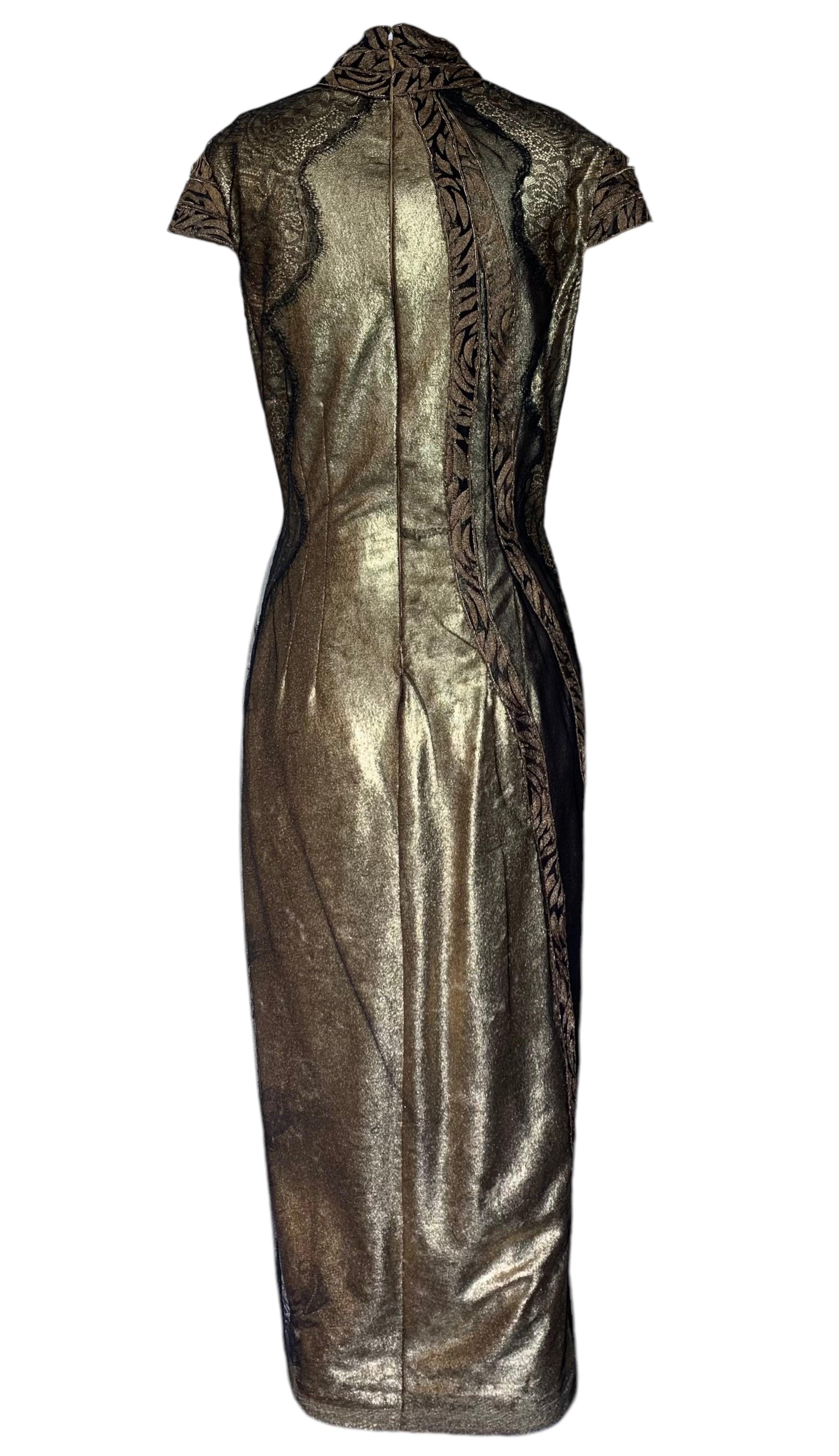 Lopez Knudson Bespoke Gold Lamé & Spitze Cheongsam inspiriertes Cocktailkleid (Schwarz) im Angebot