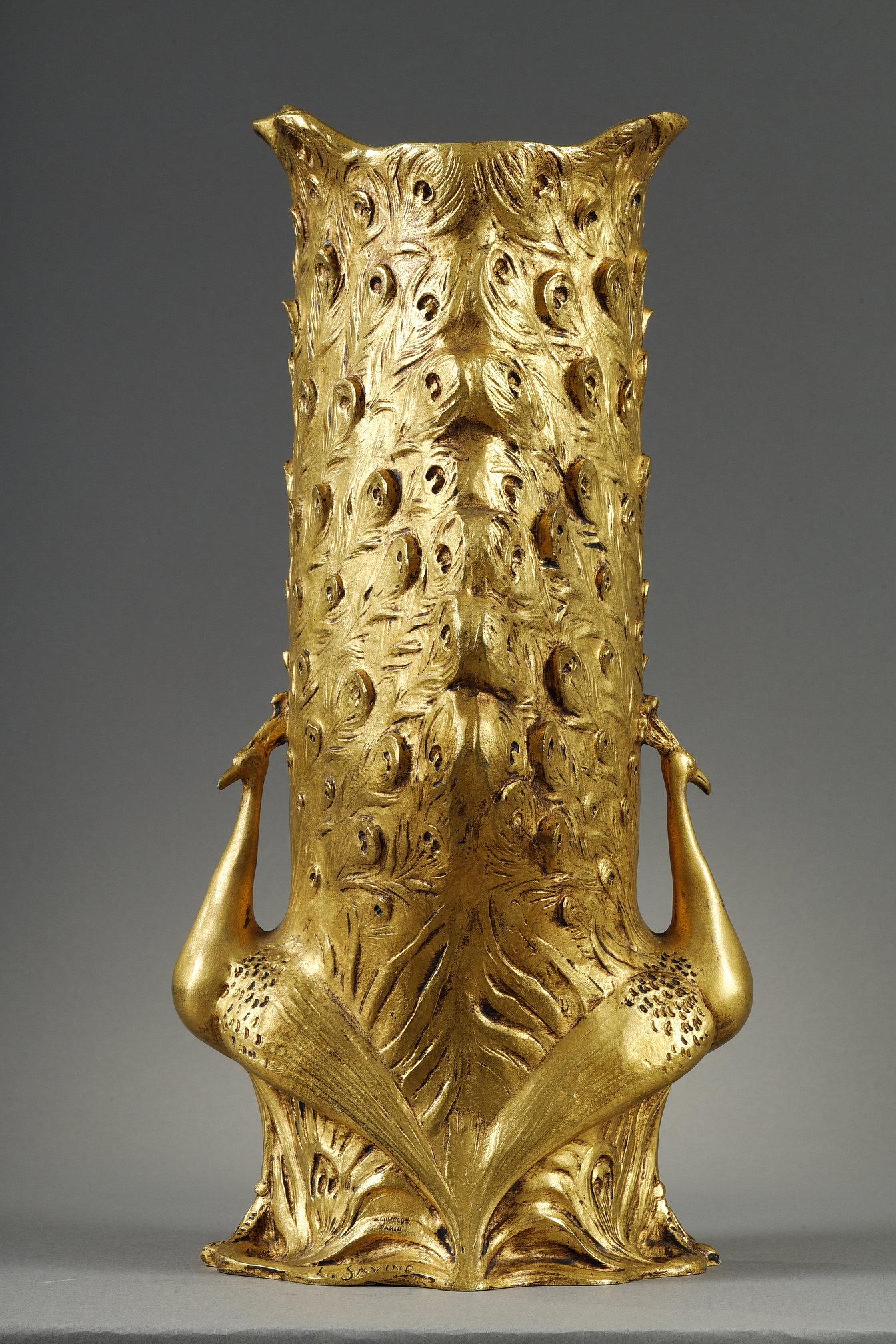 Vaso a forma di pavone in vendita 3