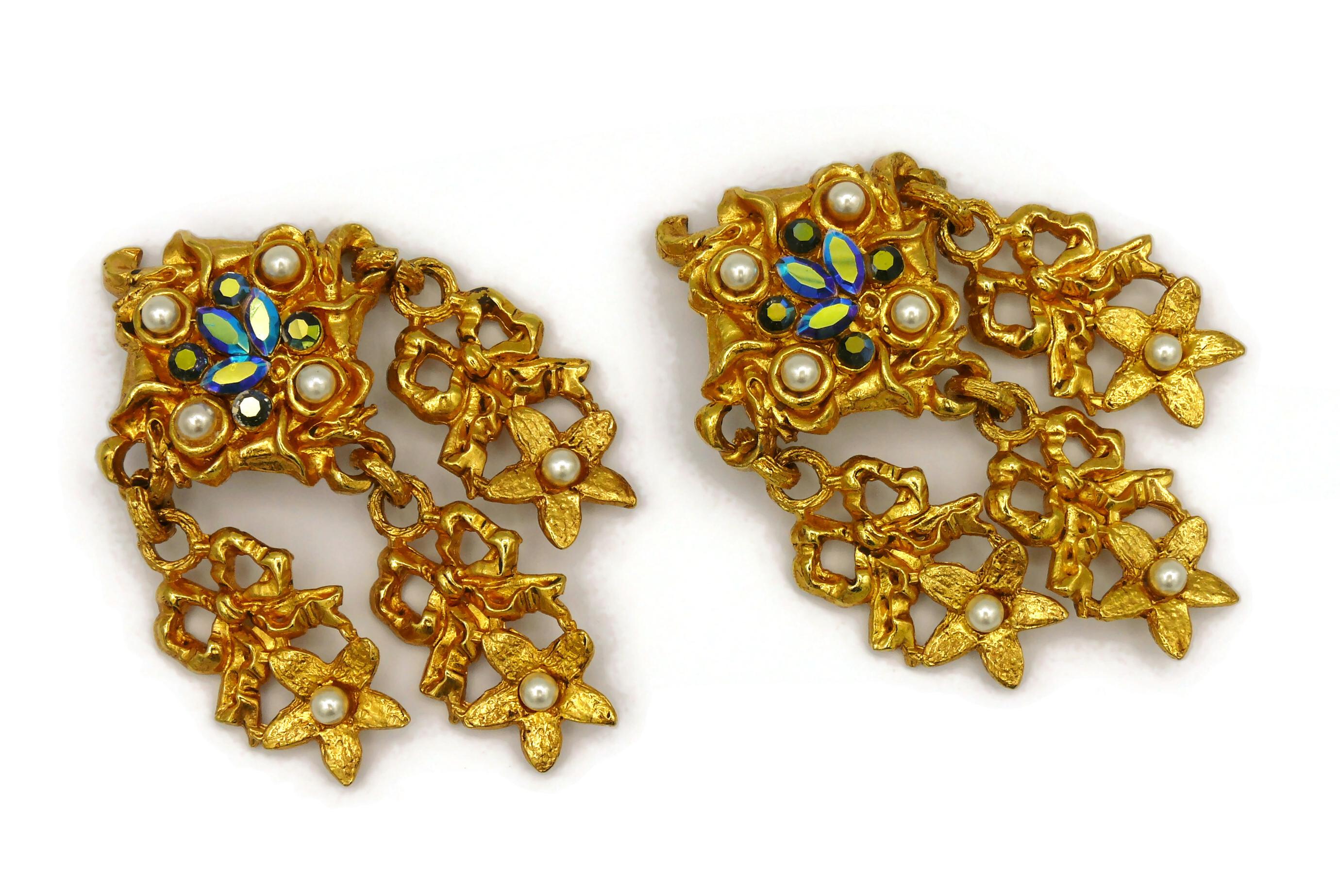 L'OR DU SOIR Vintage Gold Tone Jewelled Dangling Earrings In Good Condition For Sale In Nice, FR