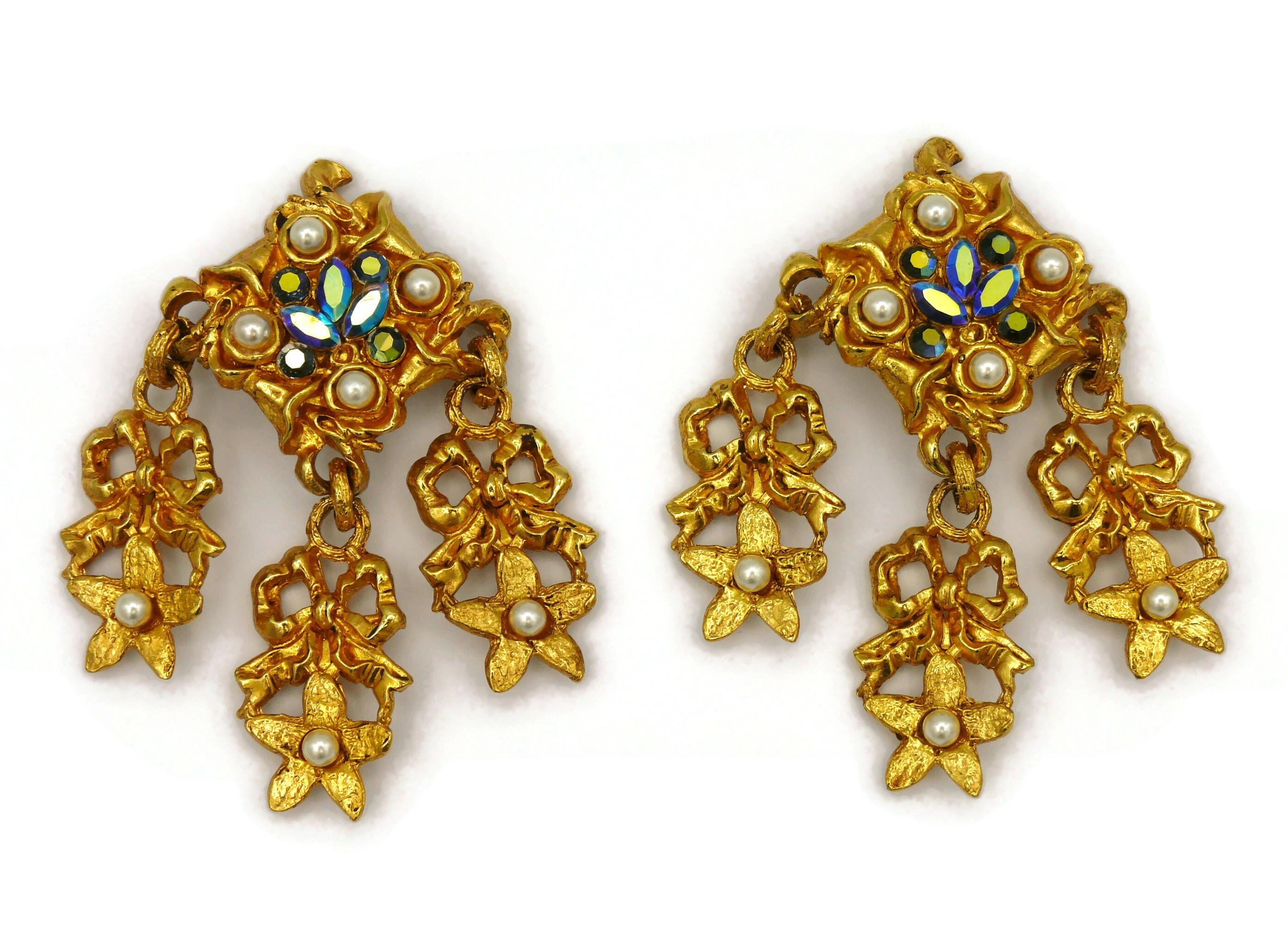 Women's L'OR DU SOIR Vintage Gold Tone Jewelled Dangling Earrings For Sale