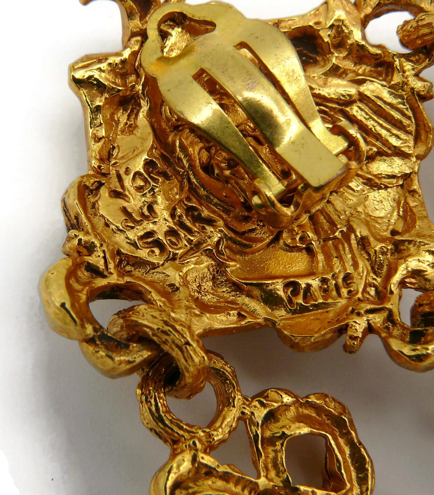 L'OR DU SOIR Vintage Gold Tone Jewelled Dangling Earrings For Sale 4