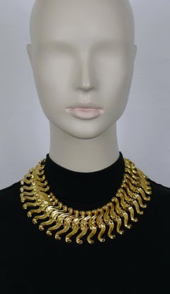 L'OR DU SOIR Vintage Gold Tone Scroll Link Necklace
