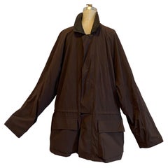 Lora Piana - Veste de pluie marron cocon orne d'un col en cuir pour hommes 