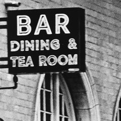 The Beatles, John Lennon at Marylebone Station