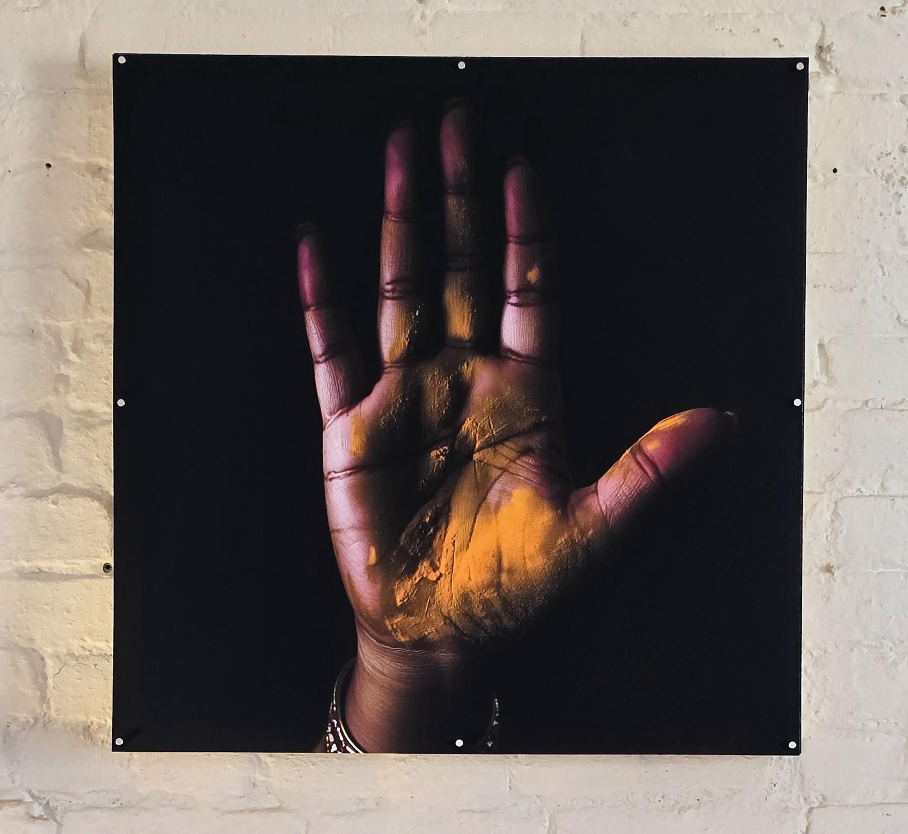 Ahmedabad 150306-33 (India, Holi Festival, Warm, Saffron, Hand, Calm, 30% OFF) For Sale 2
