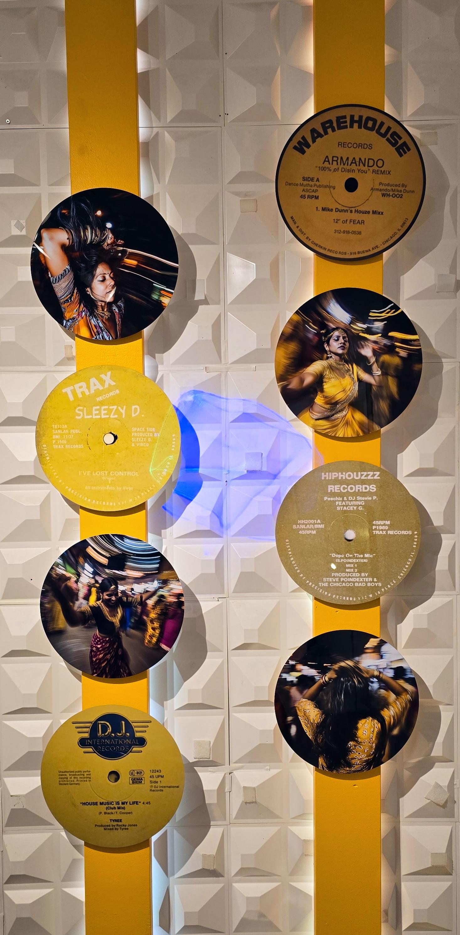Label House in Yellow II (Chicago, Classico, O.G., Dance, Club, Iconico, 30% OFF) in vendita 2
