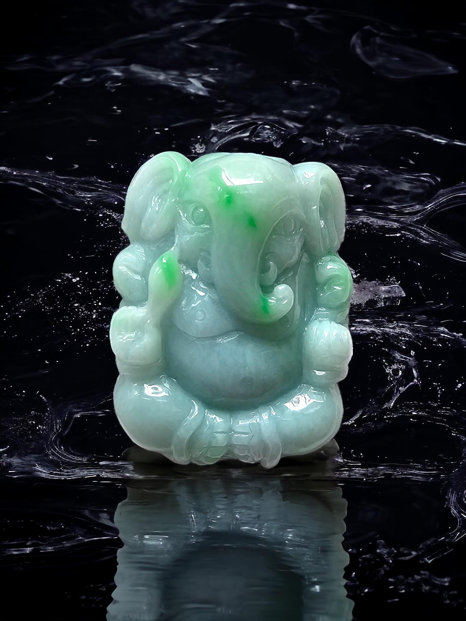 Lord Ganesha Imperial Burmese A-Jade Figurine Ornament Statue Showpiece In New Condition For Sale In Kowloon, HK