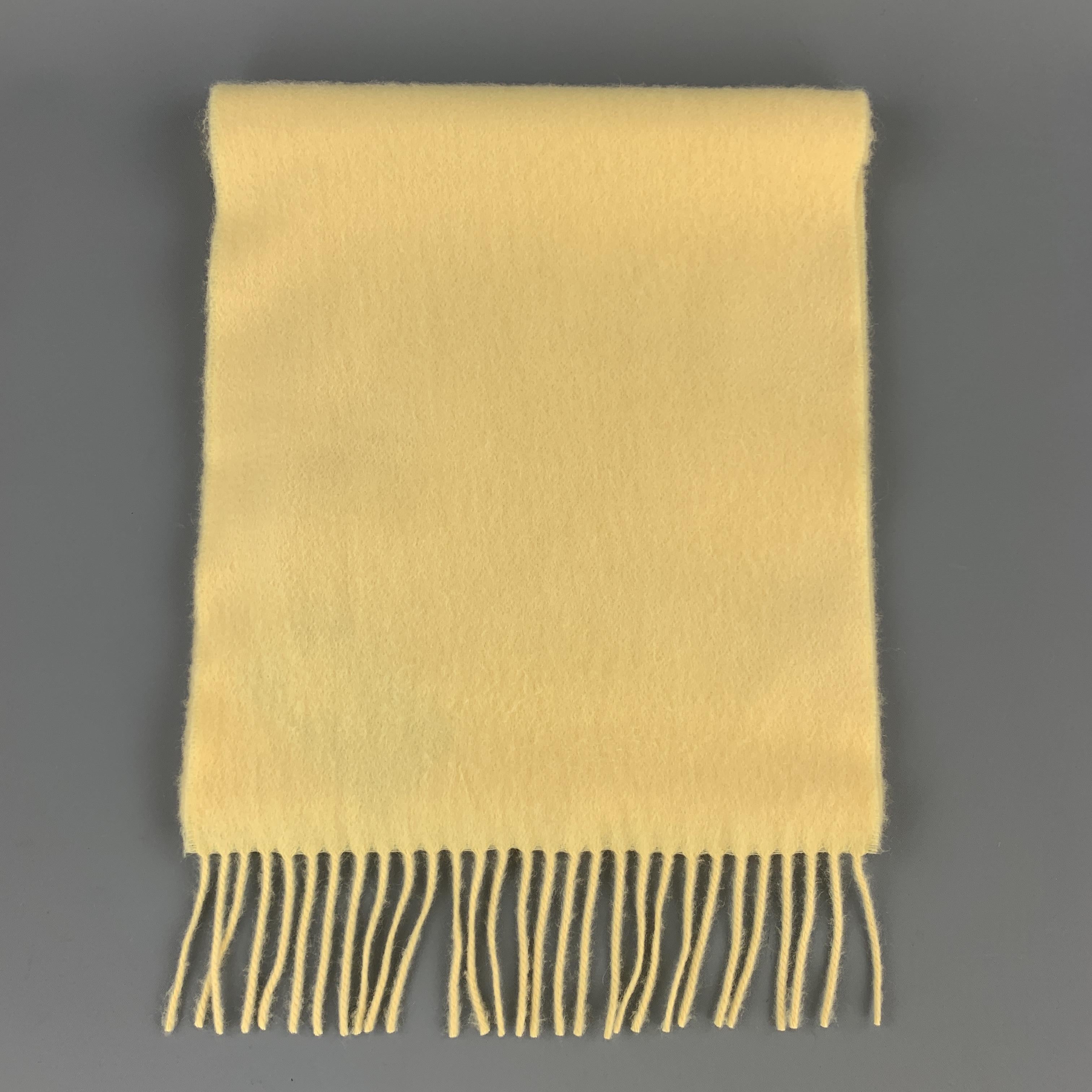 LORD Solid Pastel Yellow Cashmere Fringe Scarf In Excellent Condition In San Francisco, CA