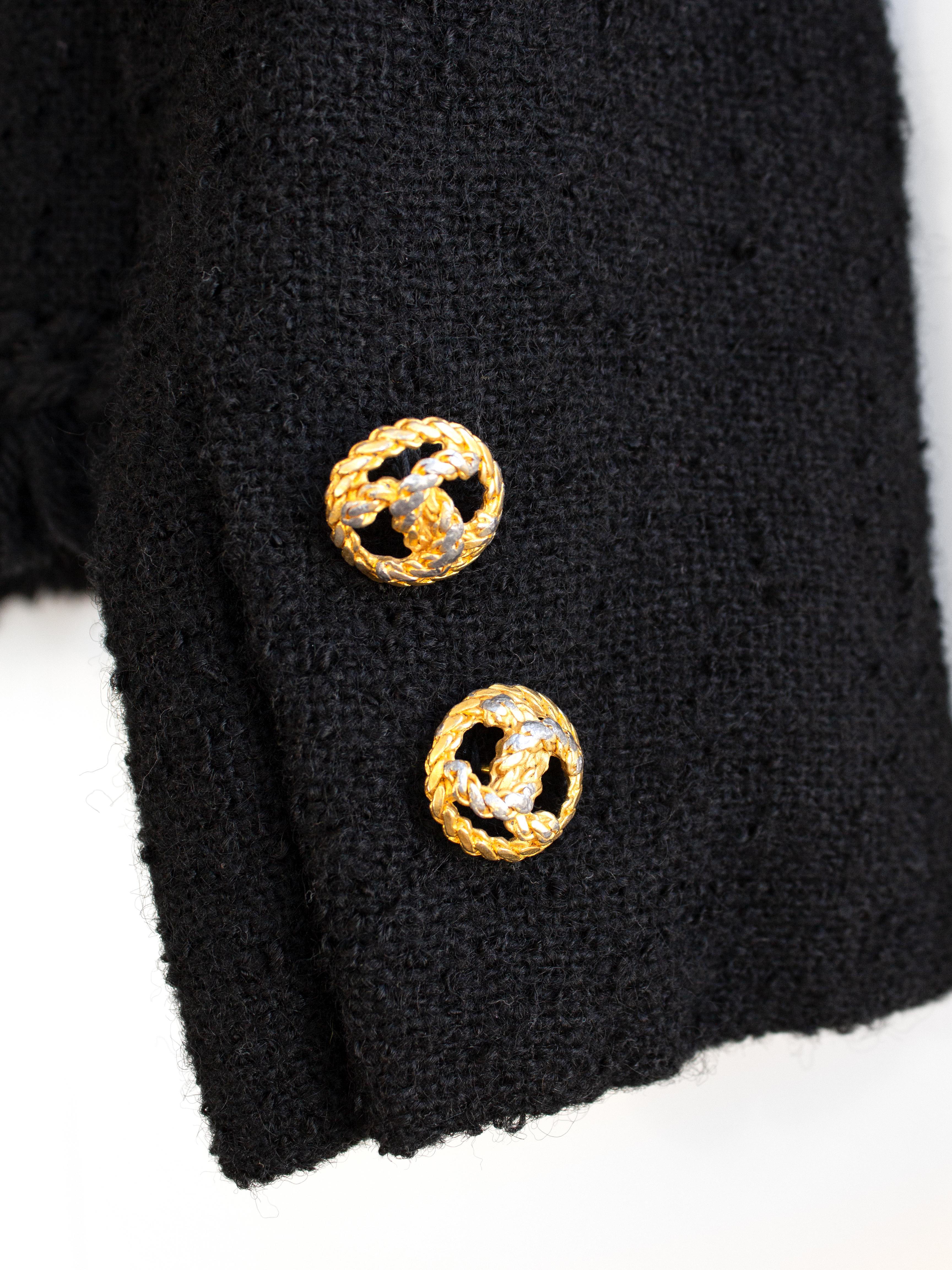 Lord & Taylor Parisiennes 1970s Black Gold Jackie Fringe Tweed Jacket For Sale 8