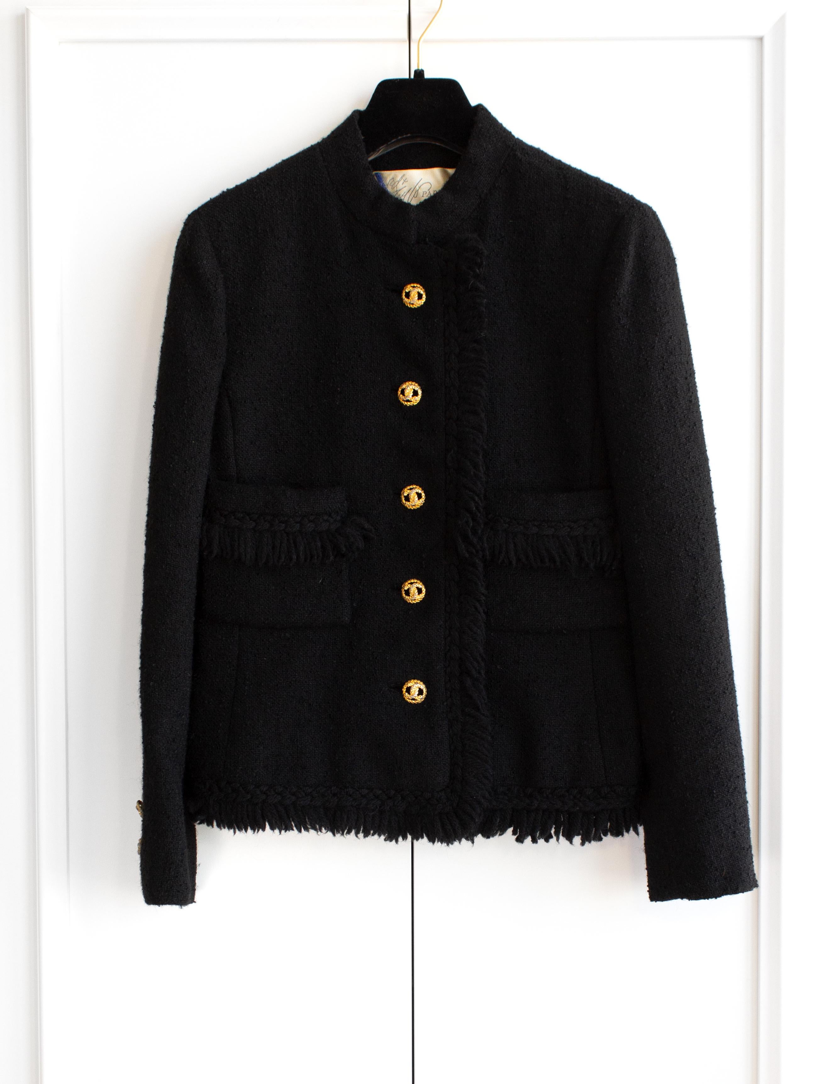 Women's Lord & Taylor Parisiennes 1970s Black Gold Jackie Fringe Tweed Jacket For Sale