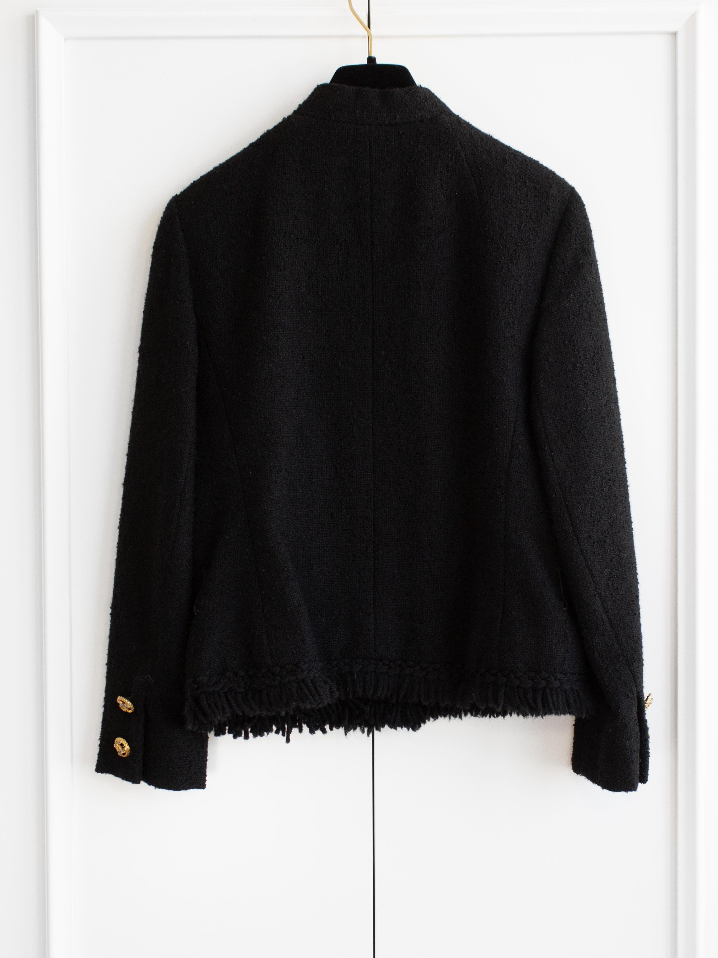 Lord & Taylor Parisiennes 1970s Black Gold Jackie Fringe Tweed Jacket For Sale 1