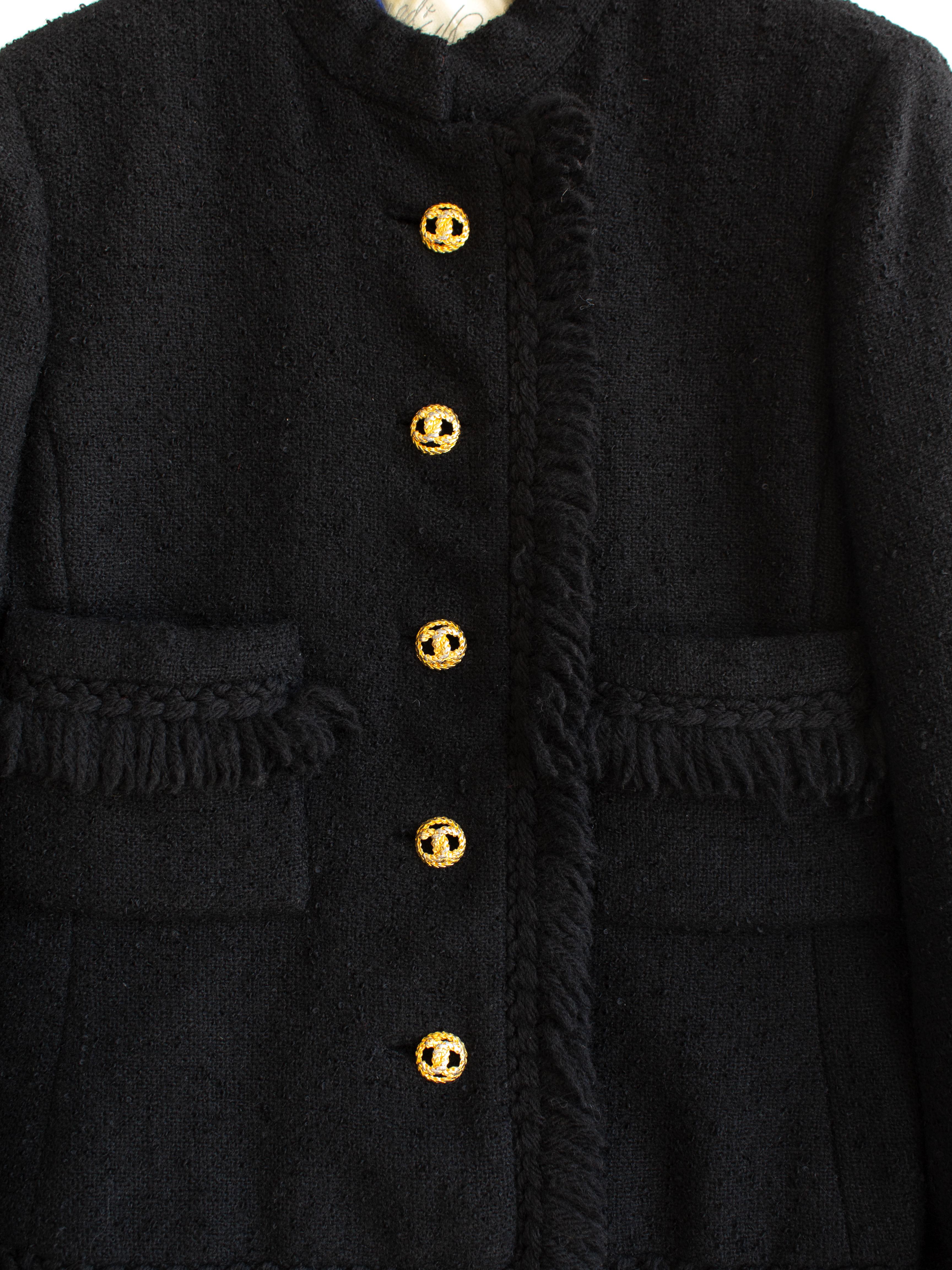Lord & Taylor Parisiennes 1970s Black Gold Jackie Fringe Tweed Jacket For Sale 2
