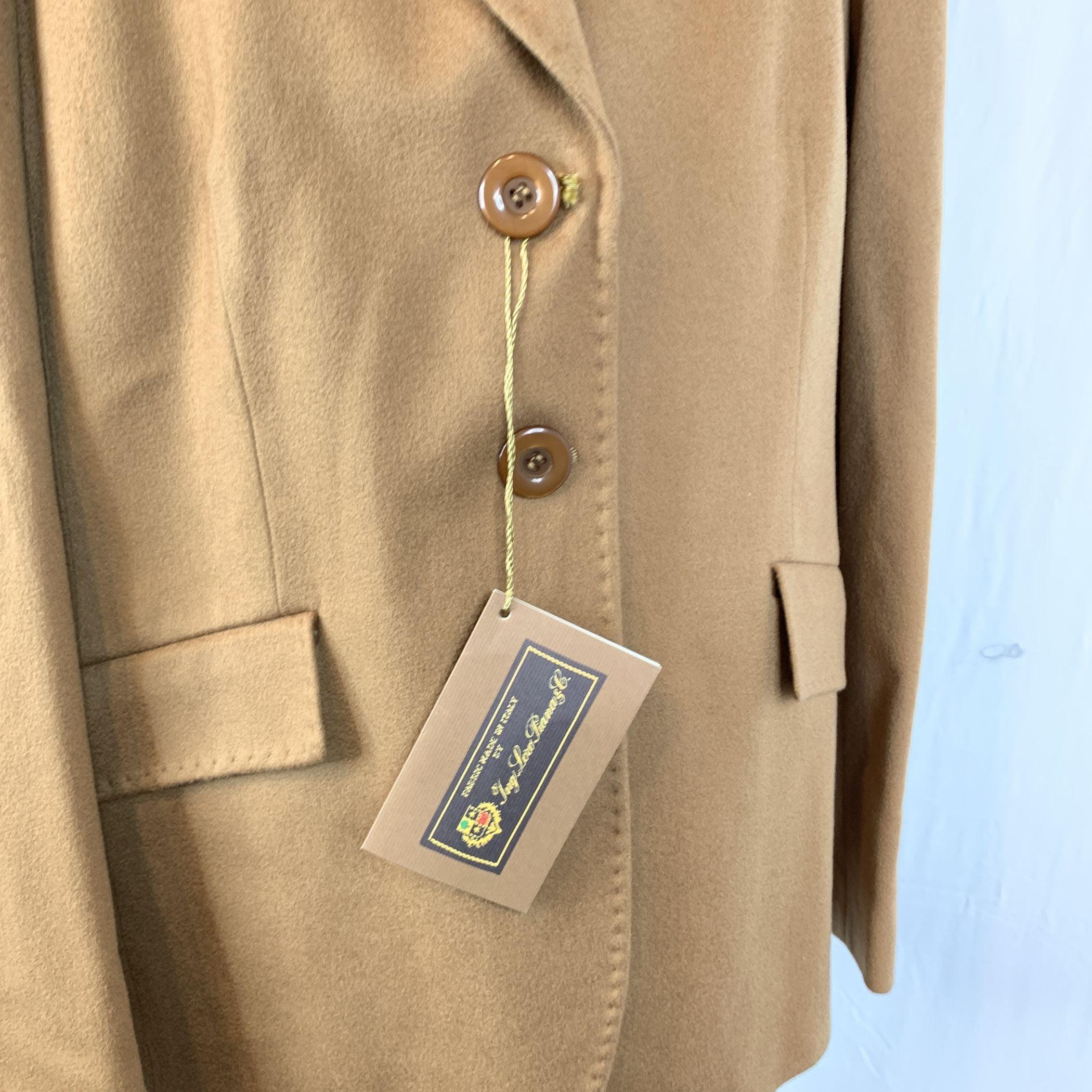Women's or Men's Loredana Del Monte Vintage Beige Wool Single Breasted Blazer 54 IT For Sale