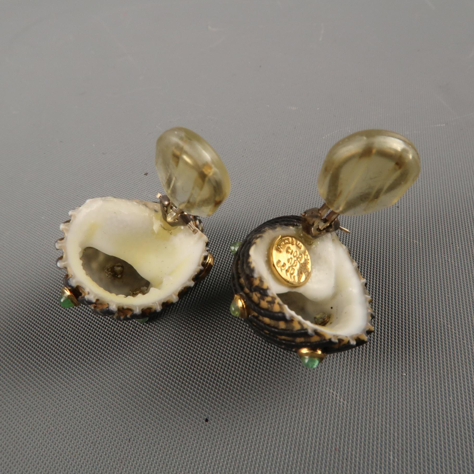 L'OREE du BOIS Clip On Earrings - Gold Tone, Green Stone on a Sea Shell  In Good Condition In San Francisco, CA