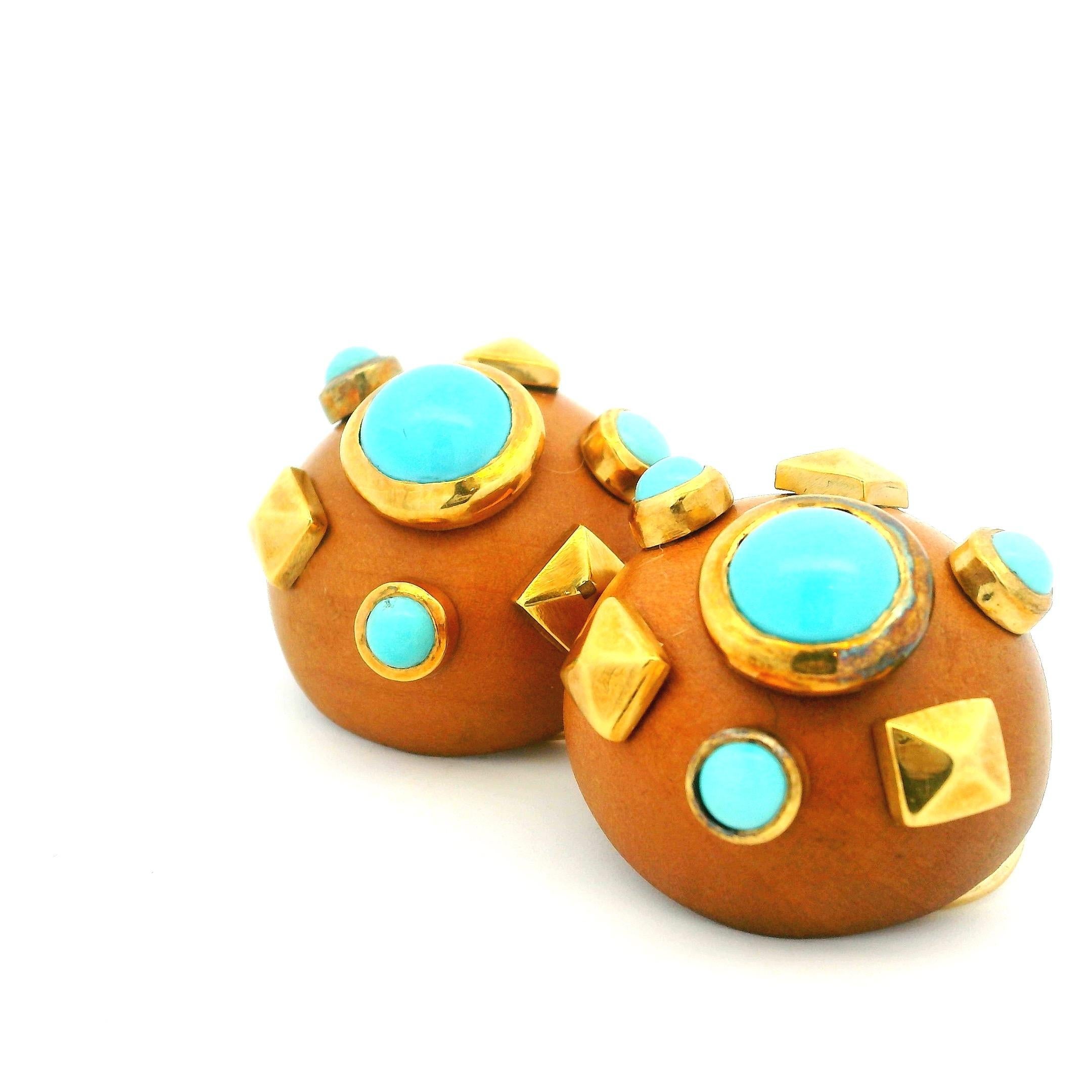 Orecchini a cupola in oro 18 carati e turchese L'Orée du Boi, Francia, anni 1970-80 in vendita 7