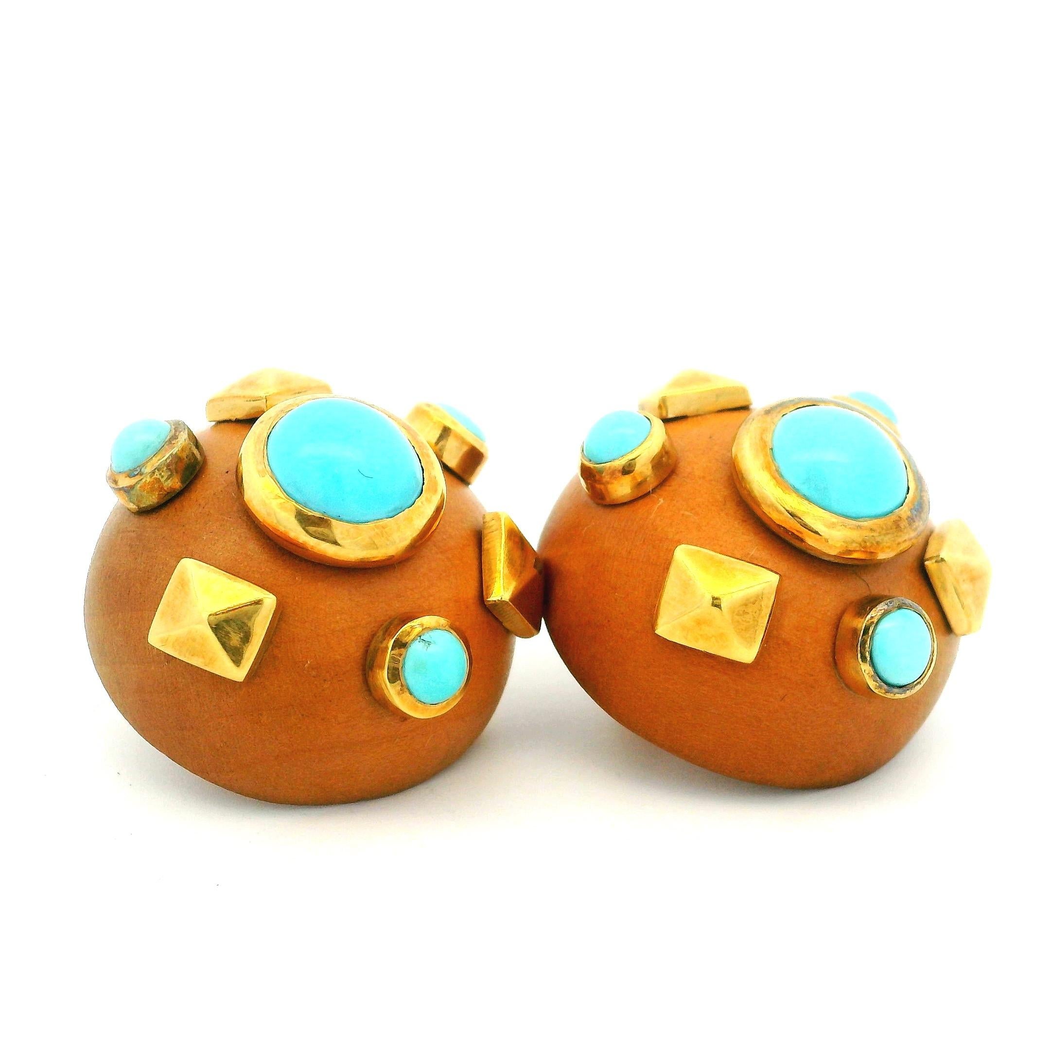 Orecchini a cupola in oro 18 carati e turchese L'Orée du Boi, Francia, anni 1970-80 in vendita 9