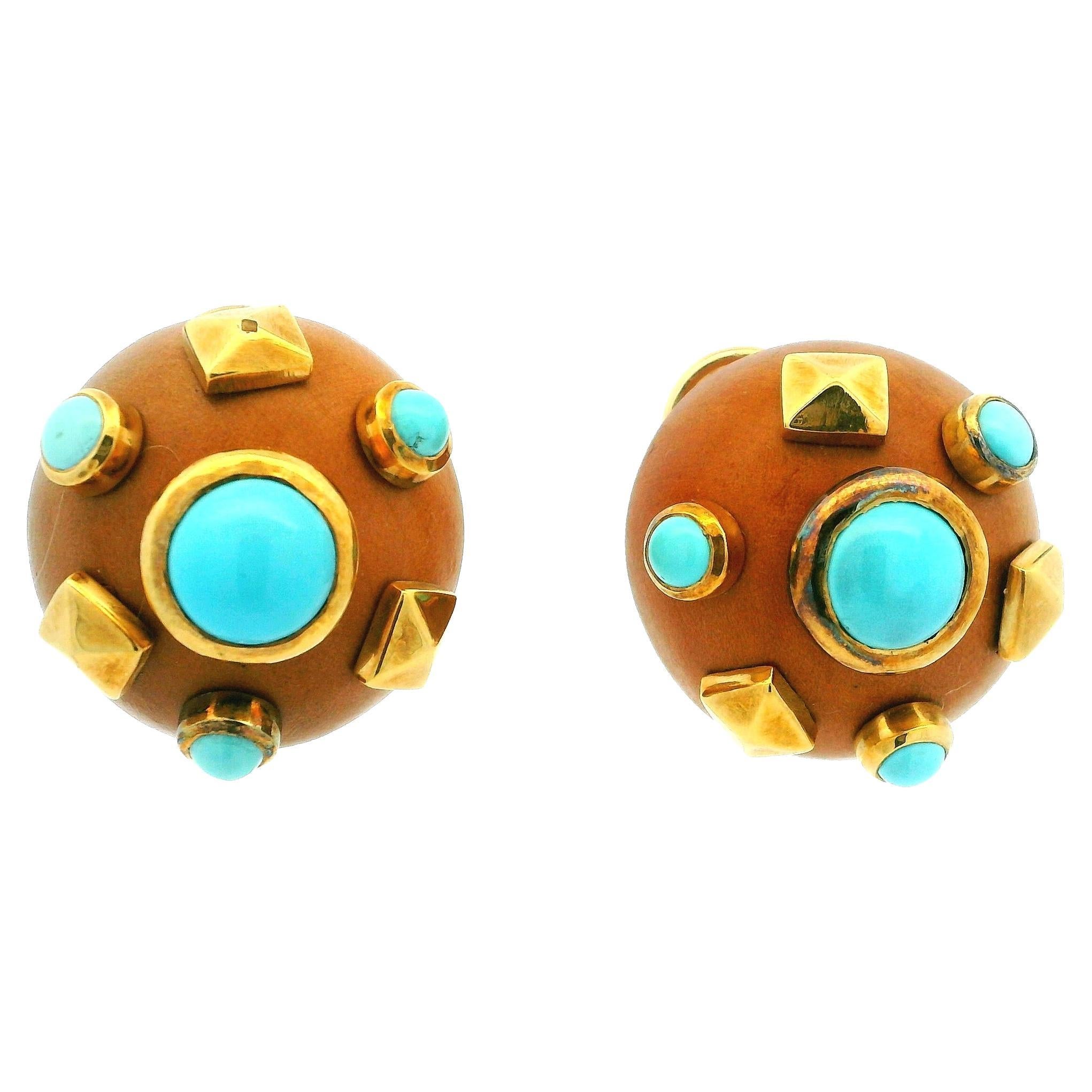 L’Orée du Bois 18K Gold
Turquoise Dome Earrings, France, 1970–80s