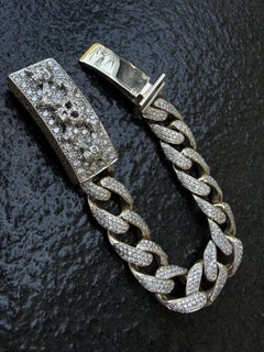 Loree Rodkin 3 Skull Crossbone ID Diamond Bracelet Curb Link Chain 110.3g