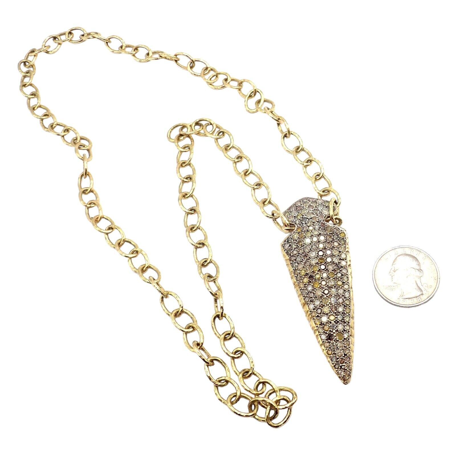 Loree Rodkin Diamond Arrowhead Gold Pendant Necklace Estate of Jackie Collins In Excellent Condition For Sale In Holland, PA