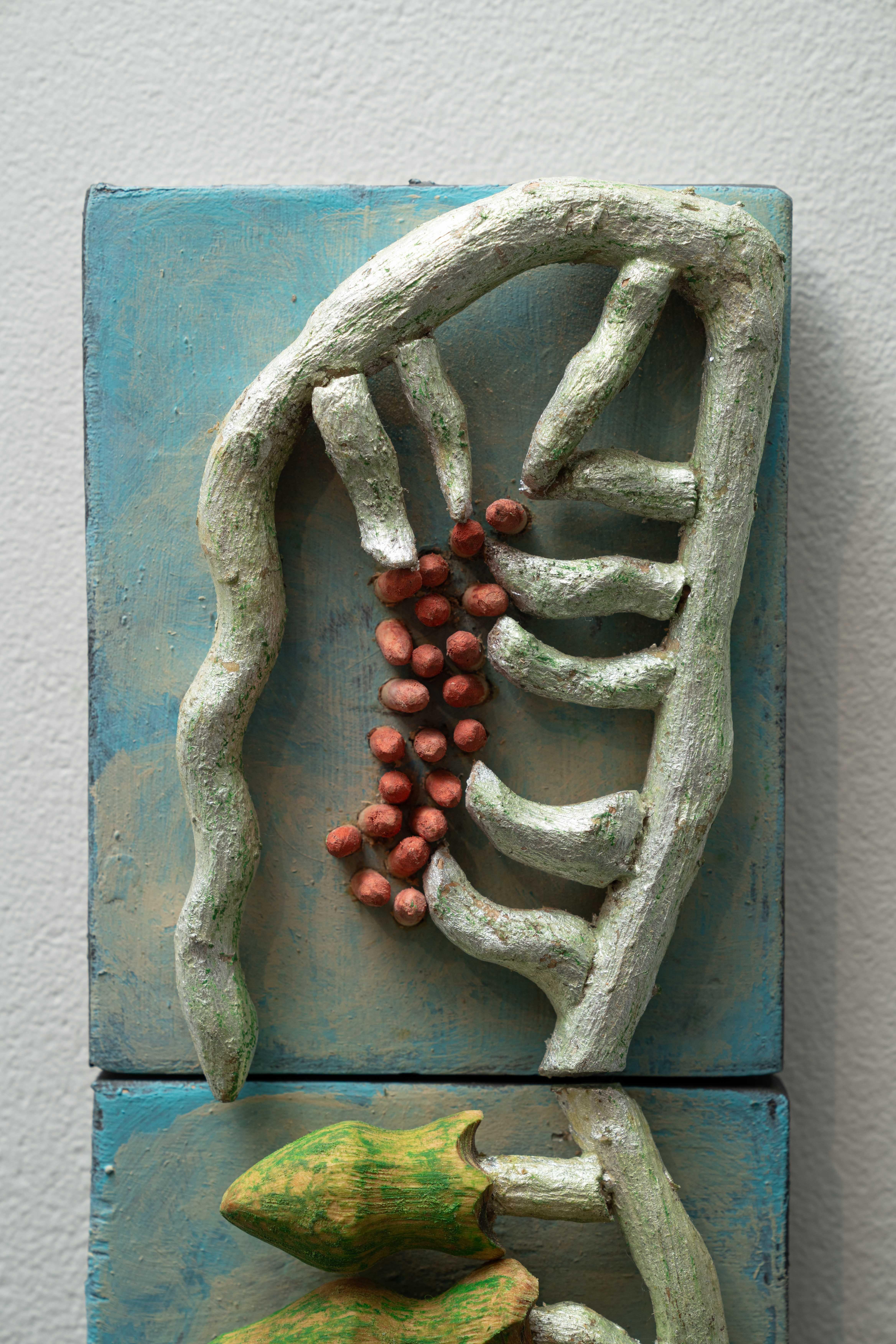 Wall Sculpture: '29/17v' For Sale 3
