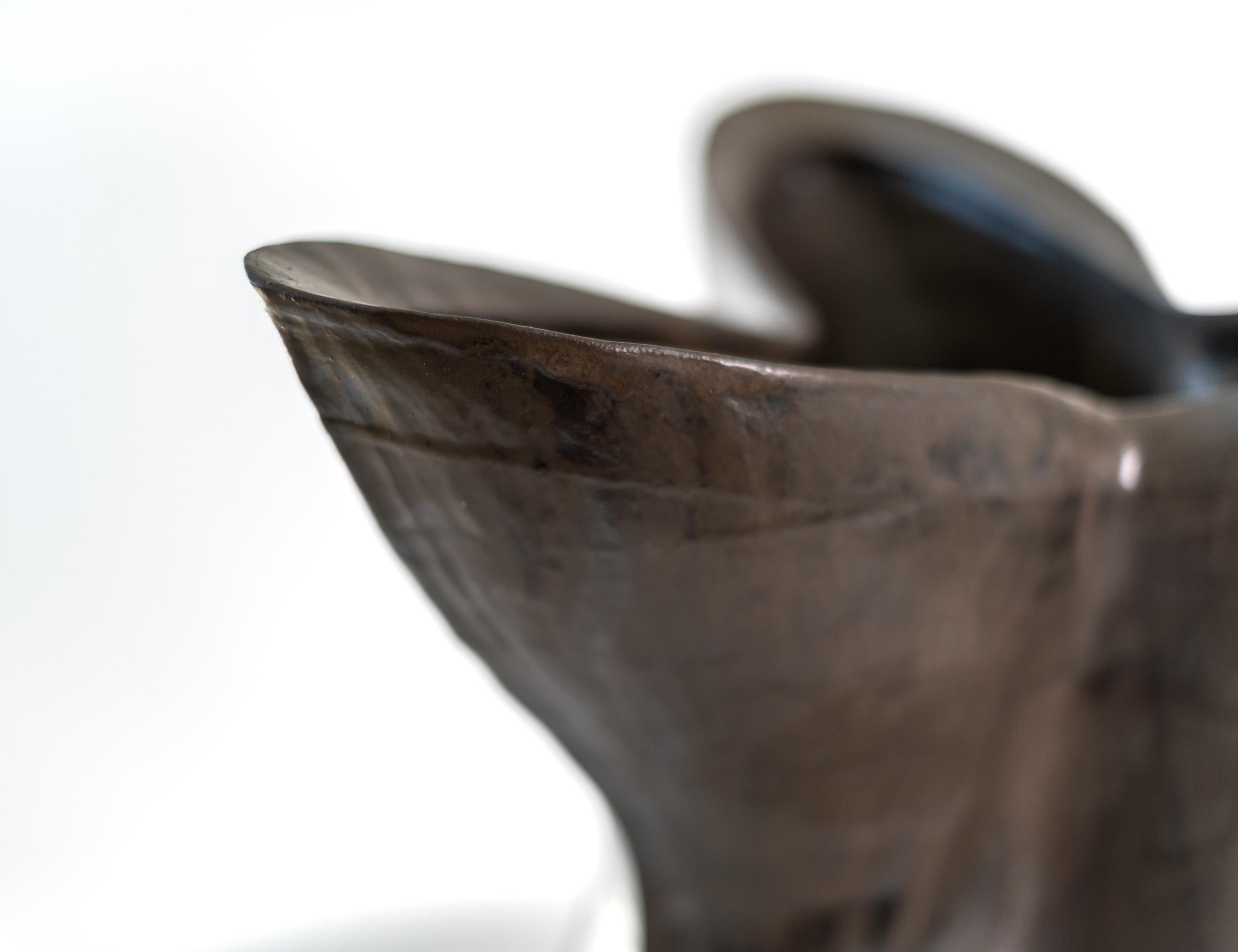 Silver Linings No. 1 - sculpture contemporaine en céramique fabriquée à la main en vente 5