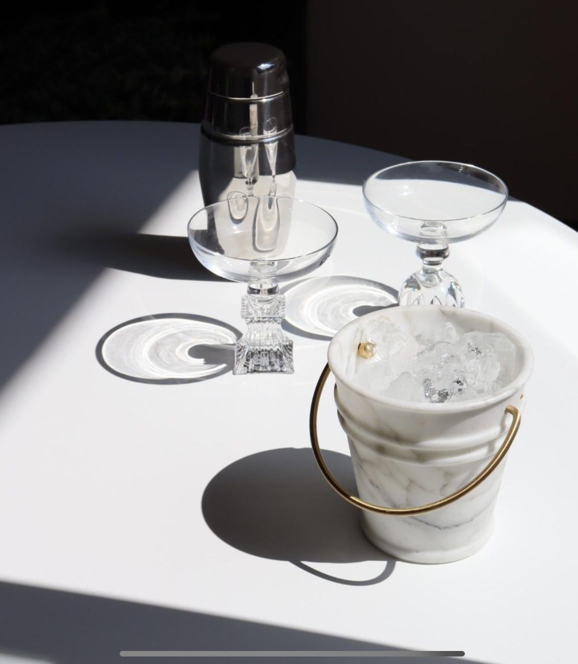 Lorenza Bozzoli Arabescato Marble Handmade Bucket Vessel Vase, Editions Milano in vendita 8