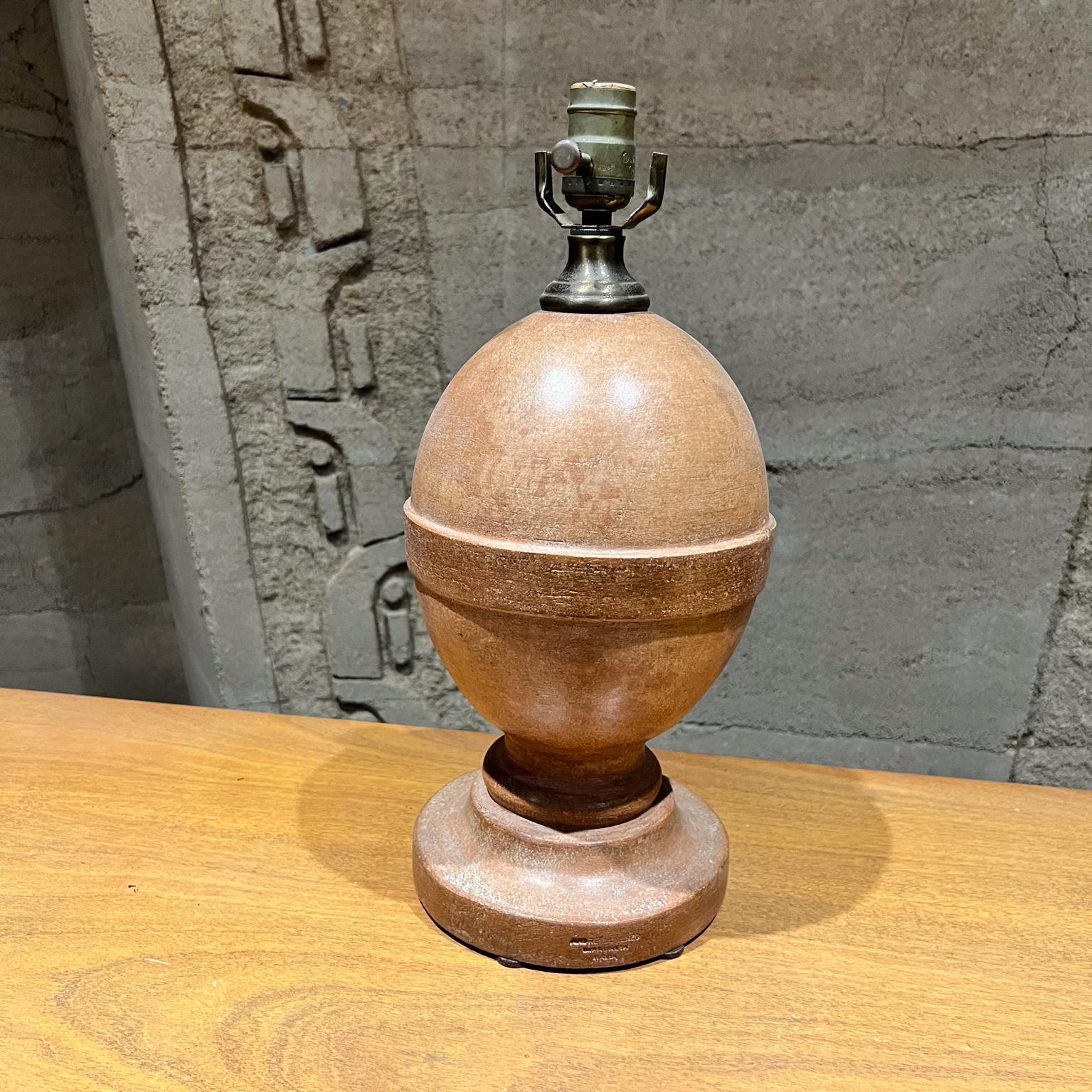 Lorenzo Andrei handcrafted Table Lamp Poggi Ugo Italy
High quality Italian ceramic stunning terracotta craftsmanship
16.5 to socket x 8 diameter 
Preowned original vintage unrestored condition.
No lamp shade included.
See images provided please.