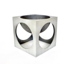 Lorenzo Burchiellaro Scultura italiana in fusione di alluminio nero e acidato