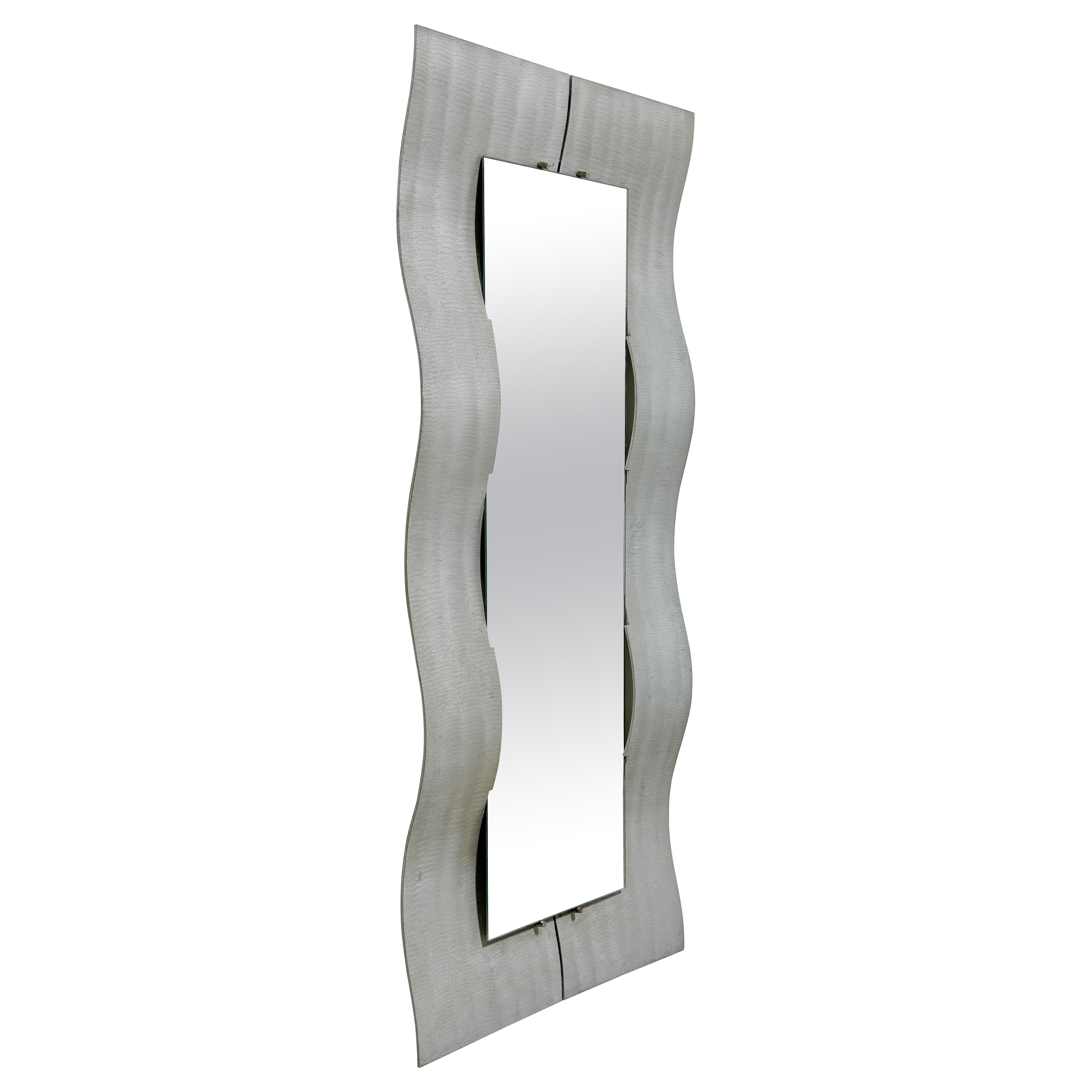 Lorenzo Burchiellaro Miroir à vagues en fonte d'aluminium en vente