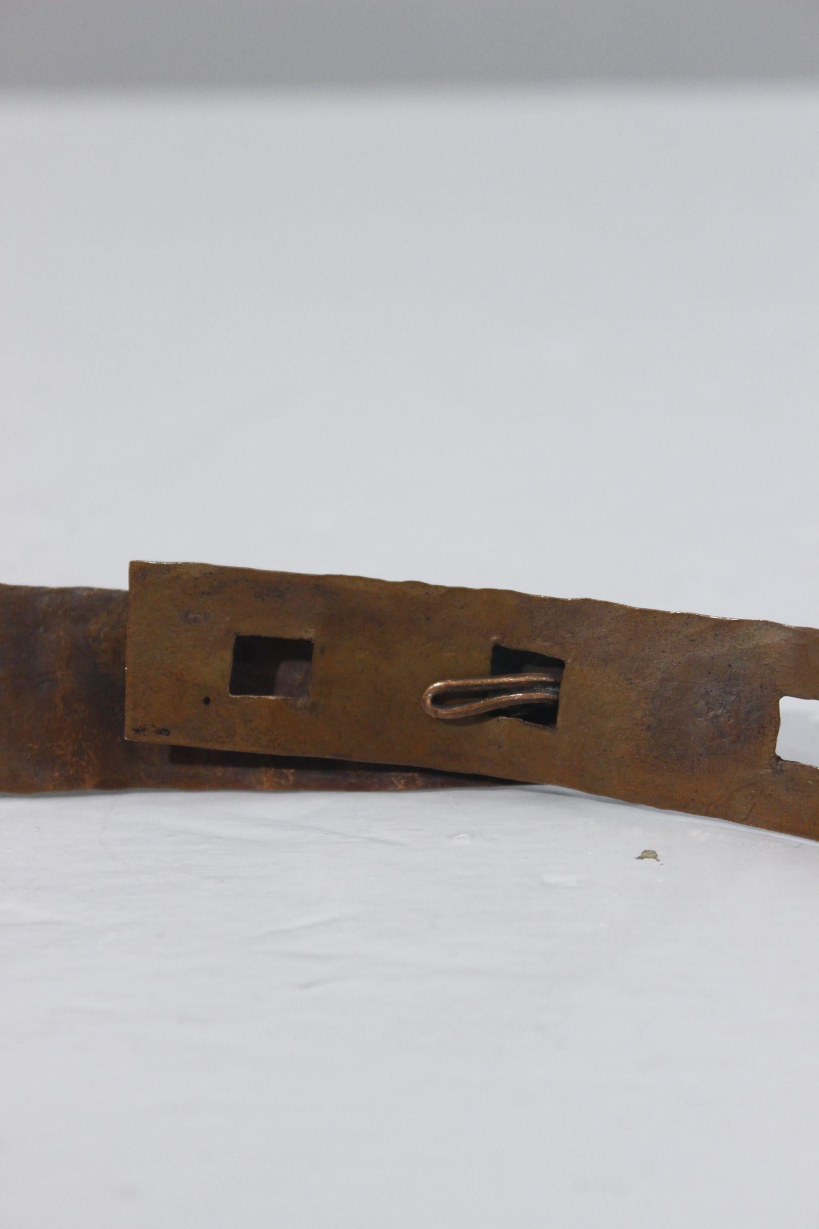 Copper Lorenzo Burchiellaro Hammered repoussé copper belt 1950s modernist design For Sale