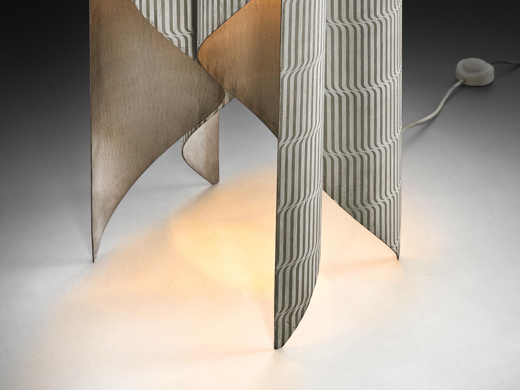 Lorenzo Burchiellaro Large Sculptural Lamp in Metal in vendita 3