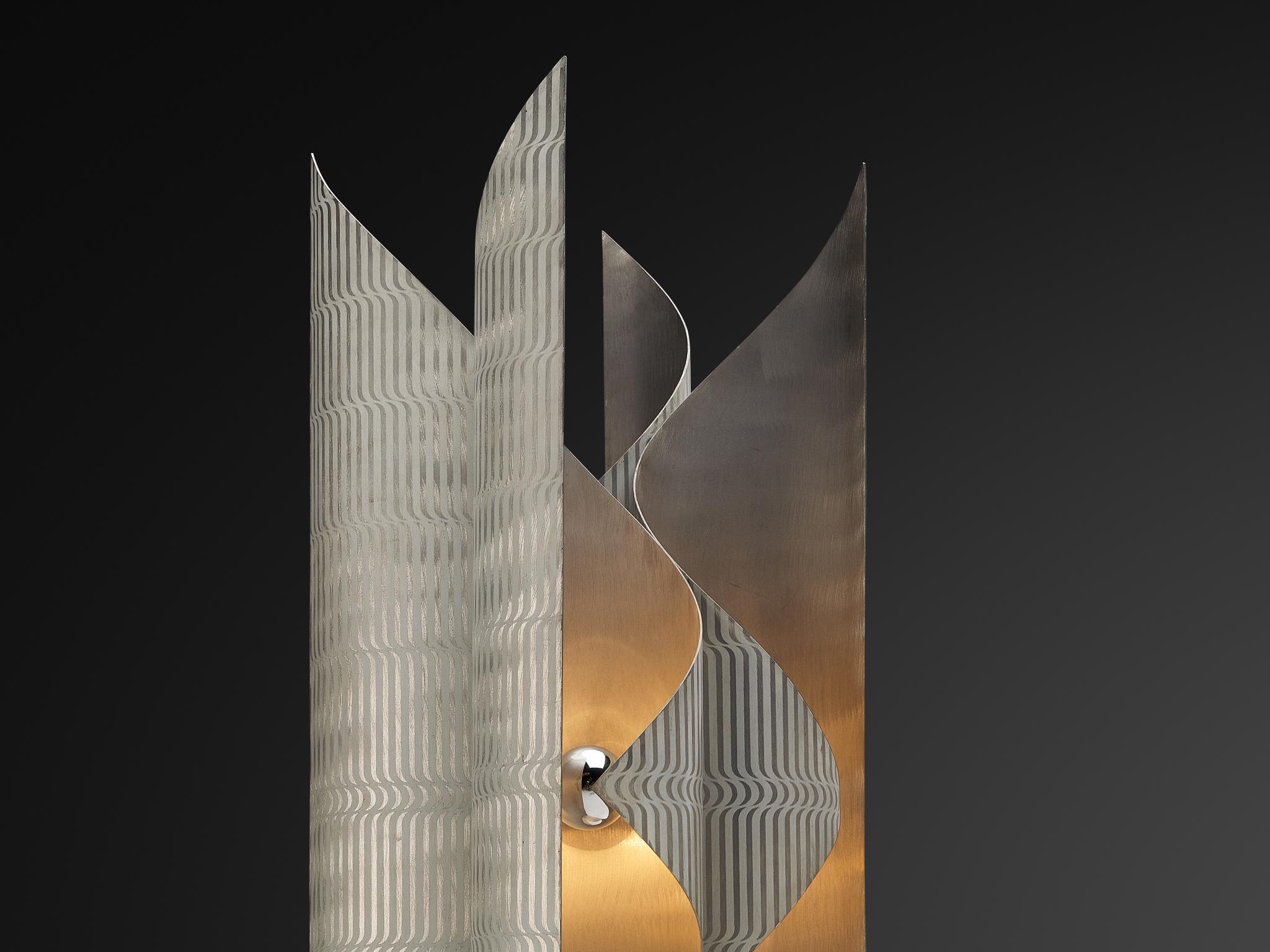 Postmoderno Lorenzo Burchiellaro Large Sculptural Lamp in Metal in vendita