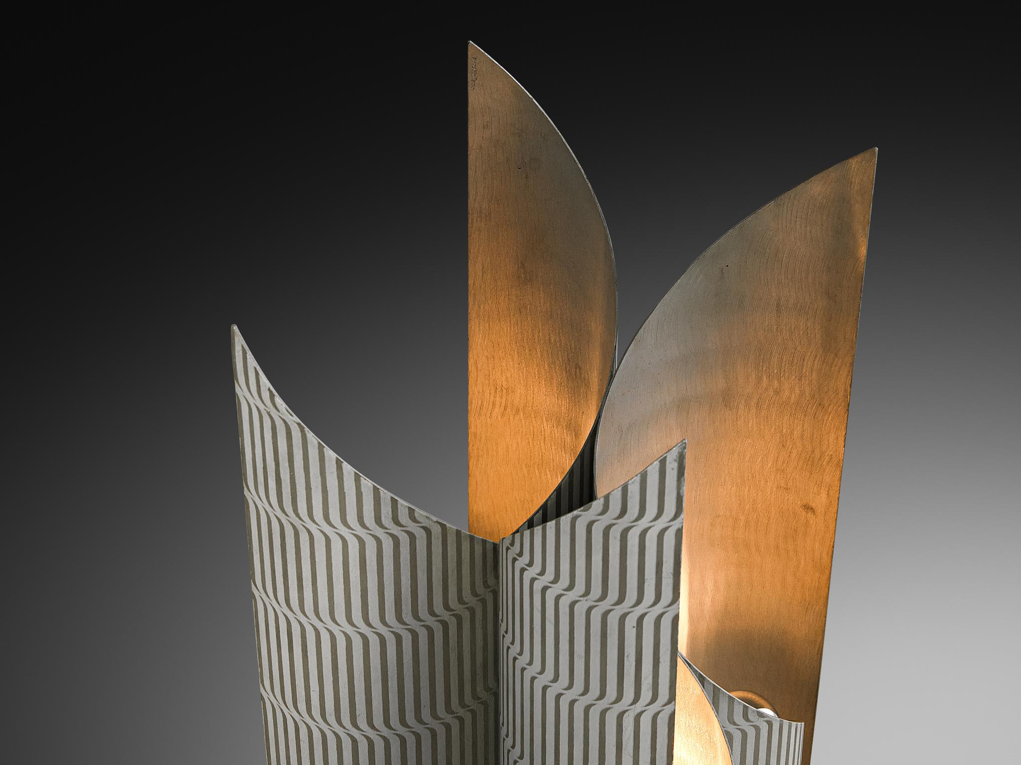 Alluminio Lorenzo Burchiellaro Large Sculptural Lamp in Metal in vendita