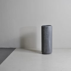 Vaso in metallo di Lorenzo Burchiellaro del 1970