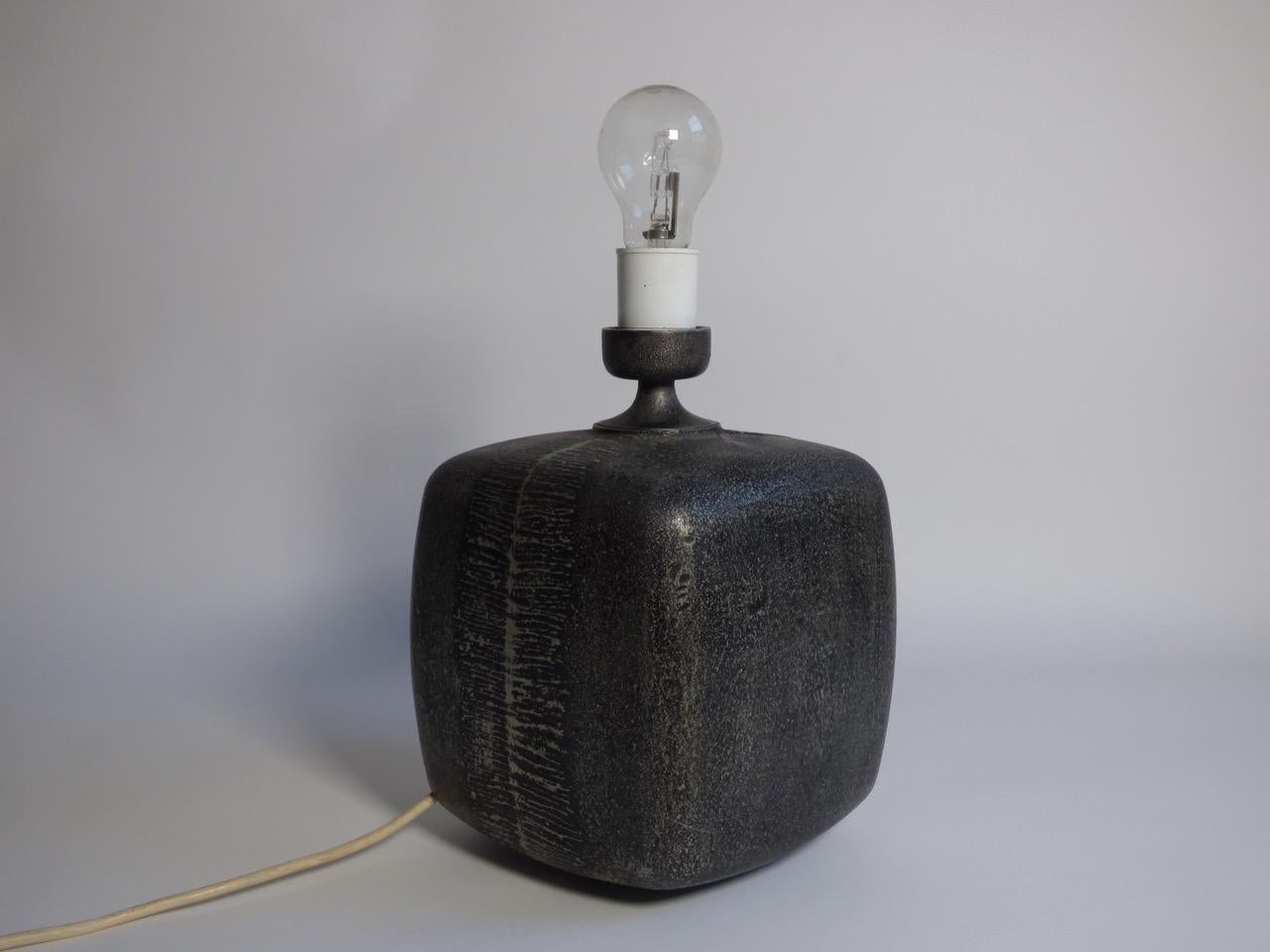 Modern Midcentury Italian Table Lamp by Lorenzo Burchiellaro For Sale