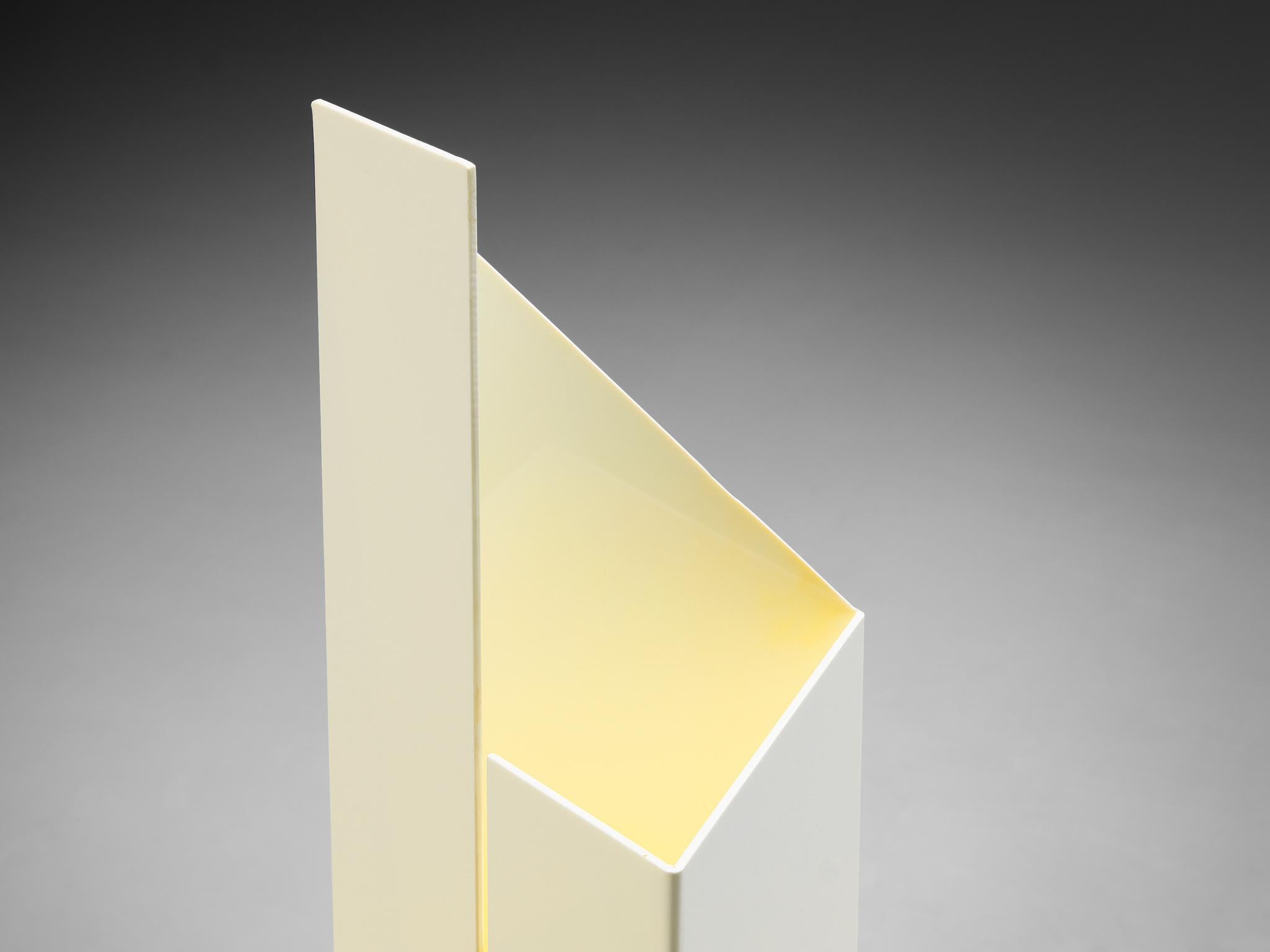 Late 20th Century Lorenzo Carmellini & Enrico Tronconi 'Il Personaggi' Floor Lamp in White For Sale