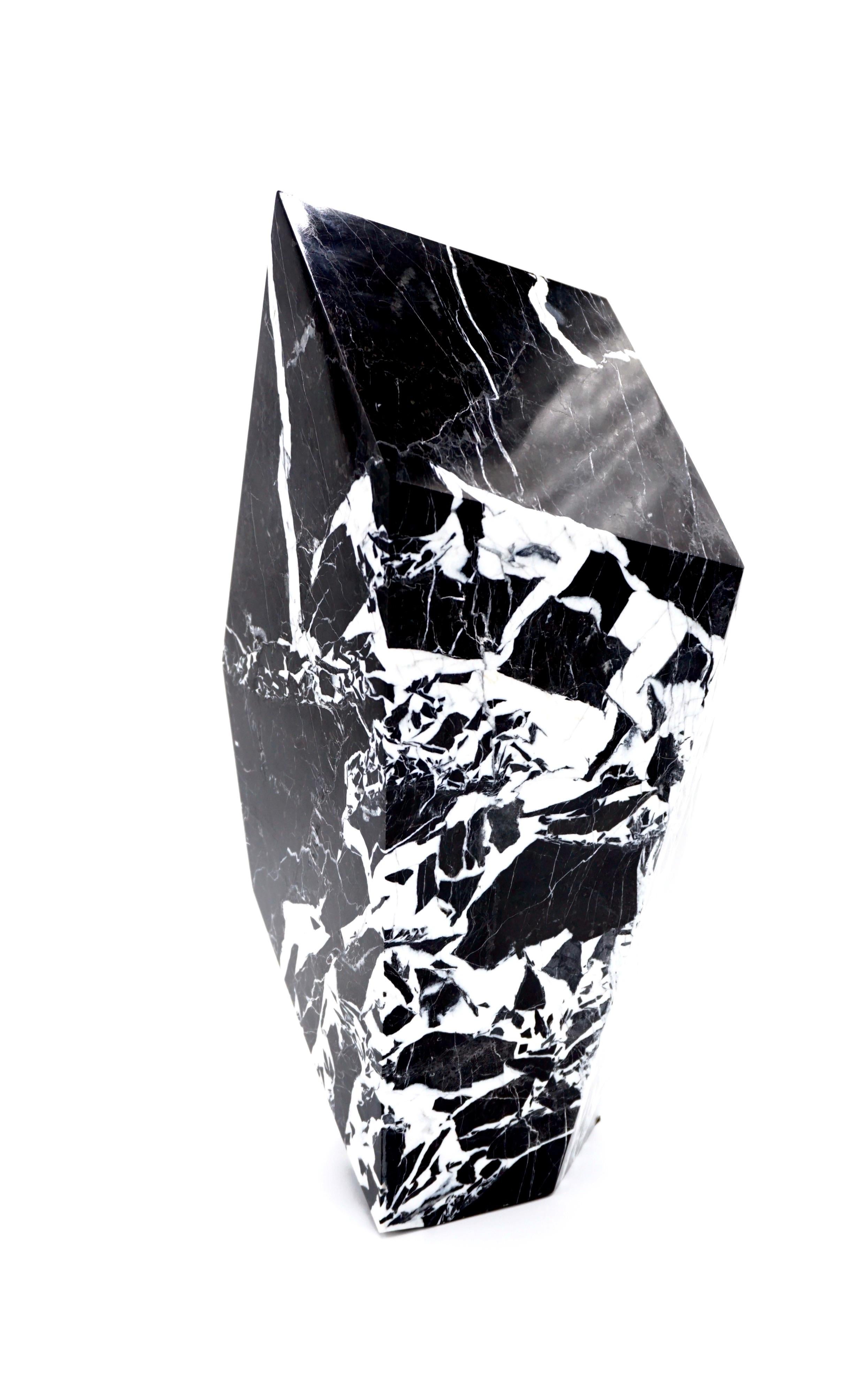 Marbre et bronze sculpturaux « Black Polyhedrum » de Lorenzo Ciompi  Lampe de table, 2023 en vente 11