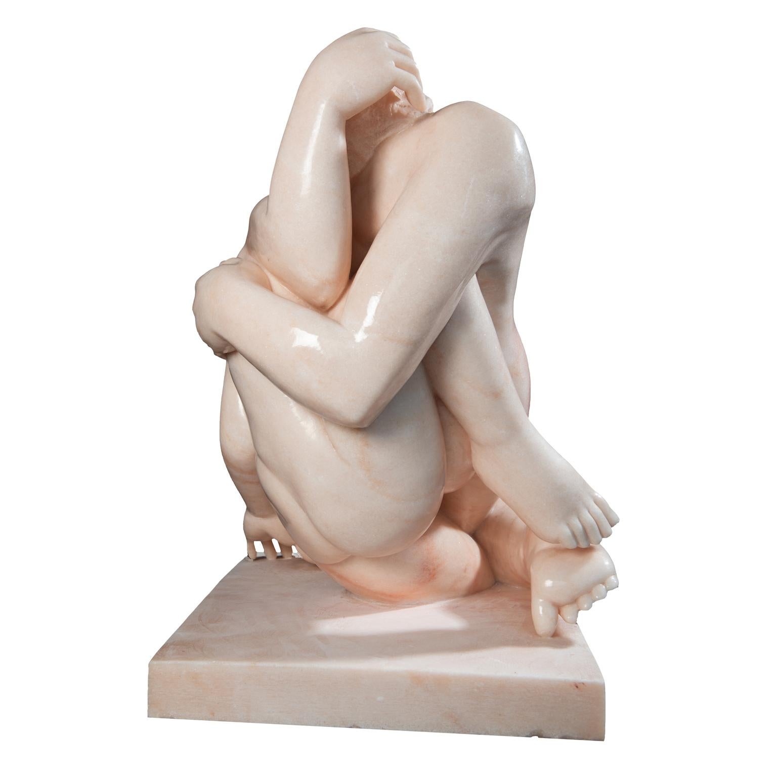 Bacio (Kiss) - hand carved Italian contemporary figurative rose marble sculpture - Sculpture by Lorenzo Vignoli