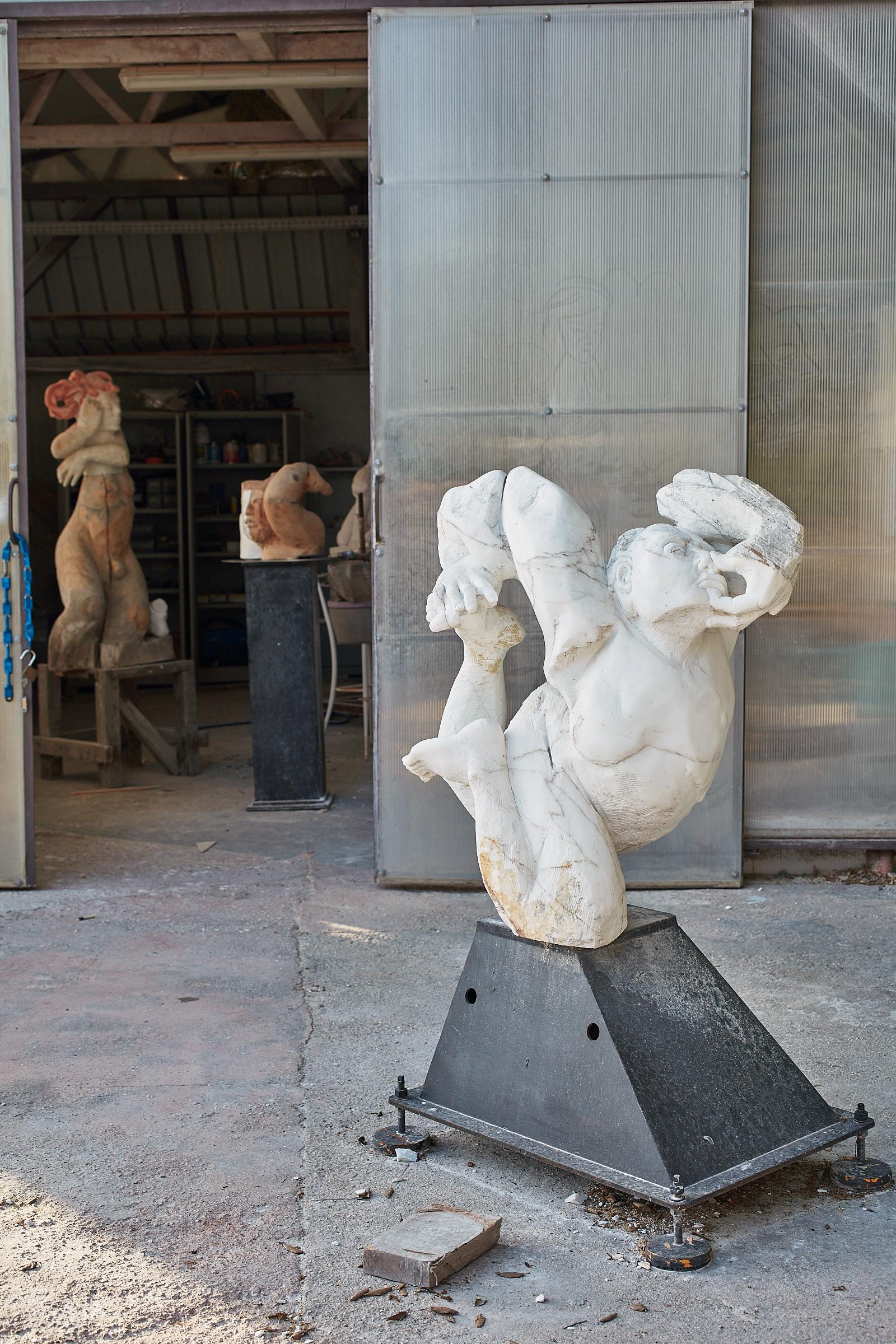 Contorsionista - hand carved Italian marble sculpture - Gray Nude Sculpture by Lorenzo Vignoli