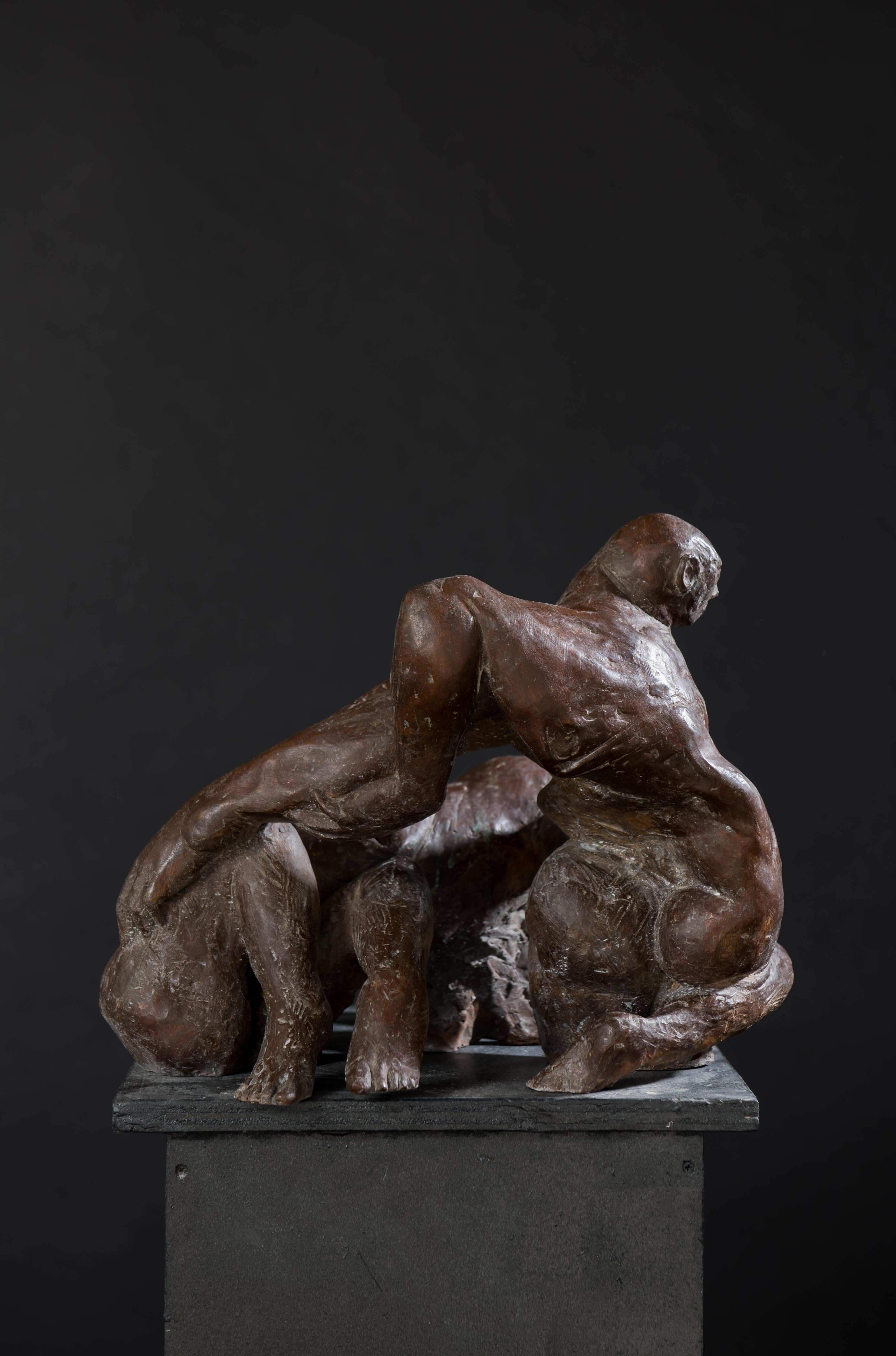 Relazioni Amore II - scultura figurativa contemporanea italiana da tavolo in bronzo in vendita 7