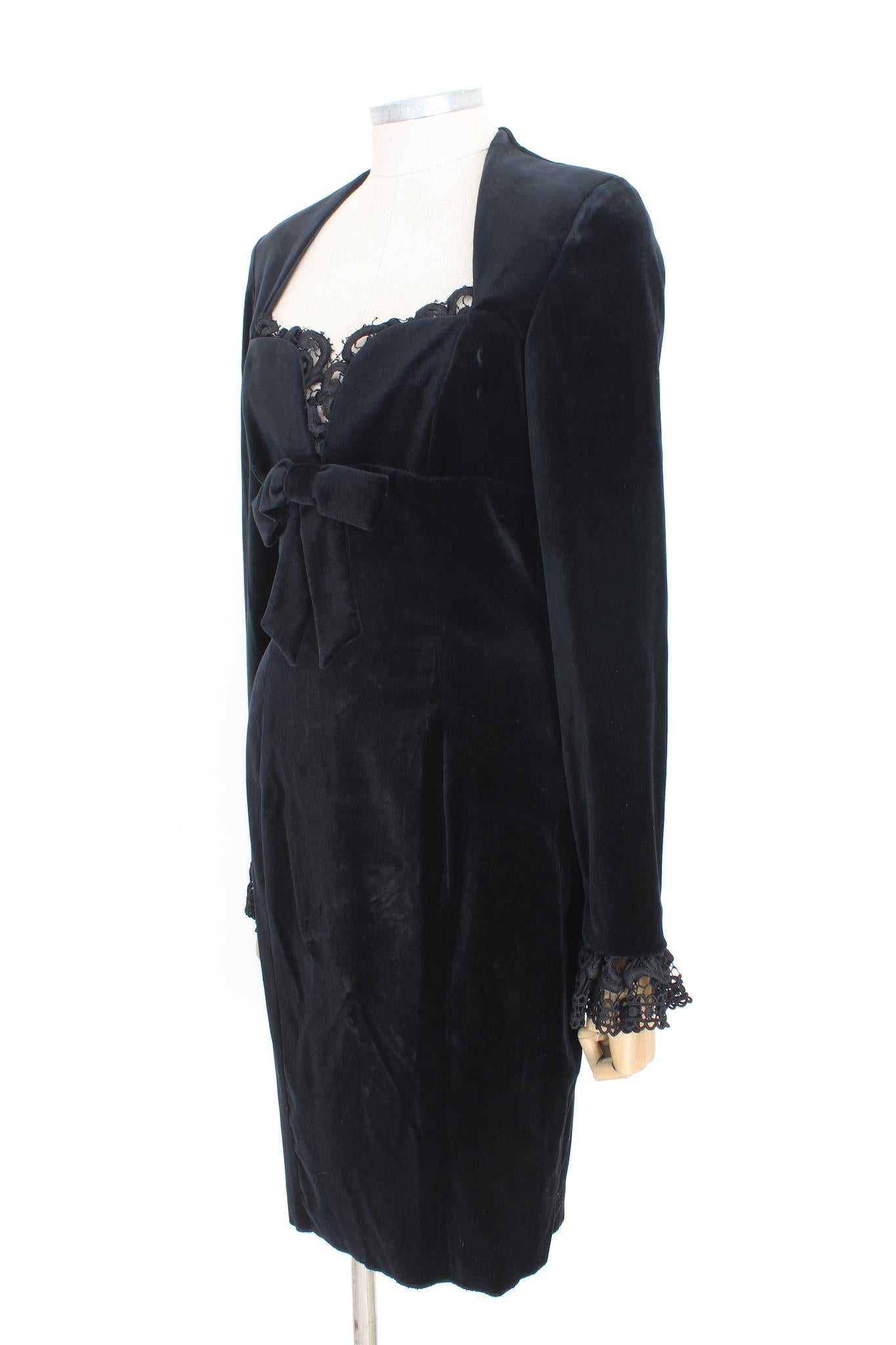 Loretta di Lorenzo Black Velvet Vintage Evening Dress 80s in vendita 2