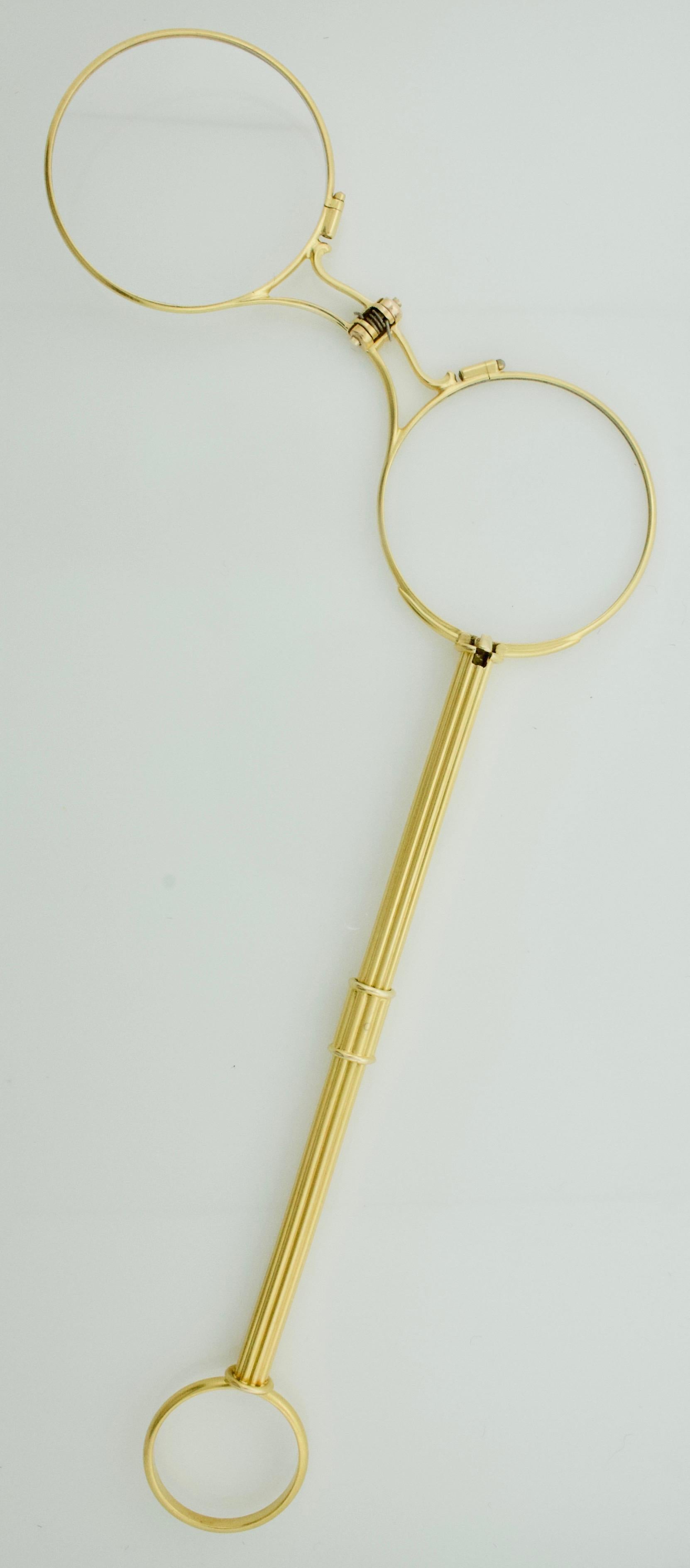 Women's or Men's Lorgnette in 18 Karat Yellow Gold circa 1900 with Spring Action