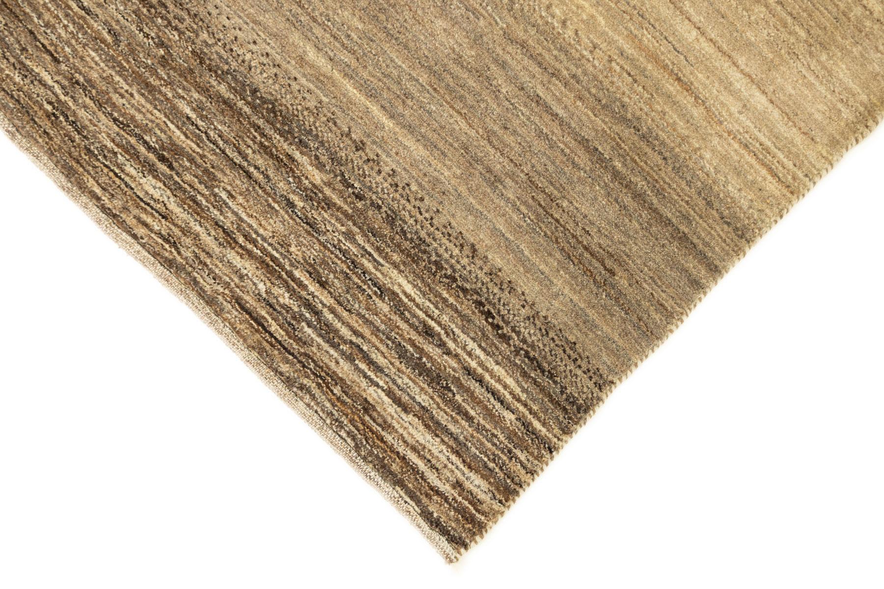 Gabbeh Lori, annodato a mano, 8,2 × 6,7 piedi - Beige naturale e marrone sfumato In condizioni ottime in vendita a North Bergen, NJ