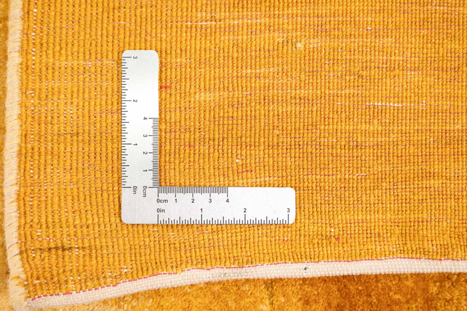 Lori Gabbeh Teppich, handgeknüpft, 8,7 × 5,5 Fuß - Warmes Gelb und weiches Gold im Angebot 1