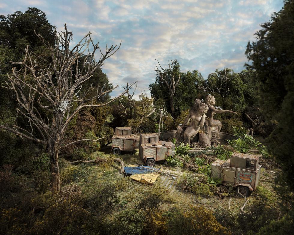 Still-Life Photograph Lori Nix and Kathleen Gerber - Sirens du Sud