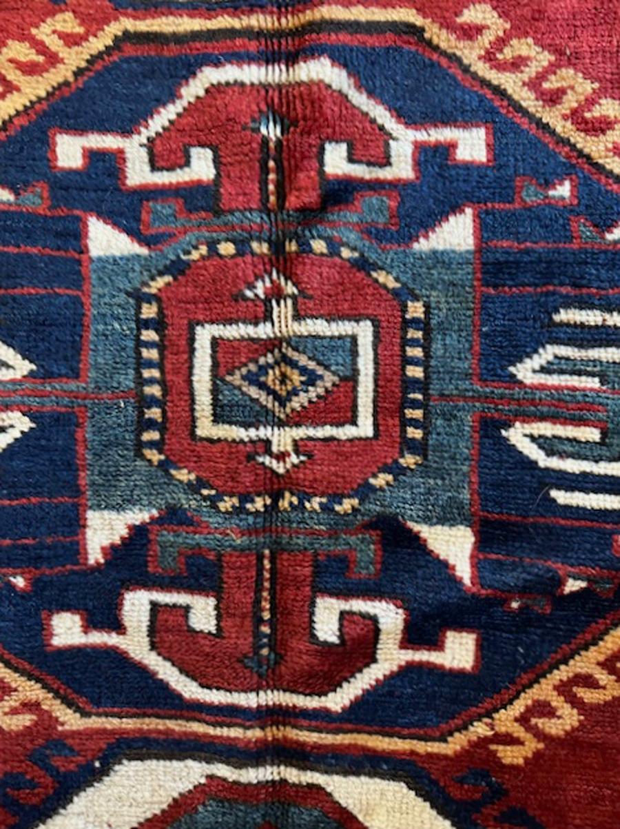 Tappeto Lori Pambak Kazak In condizioni buone in vendita a NEW YORK, NY