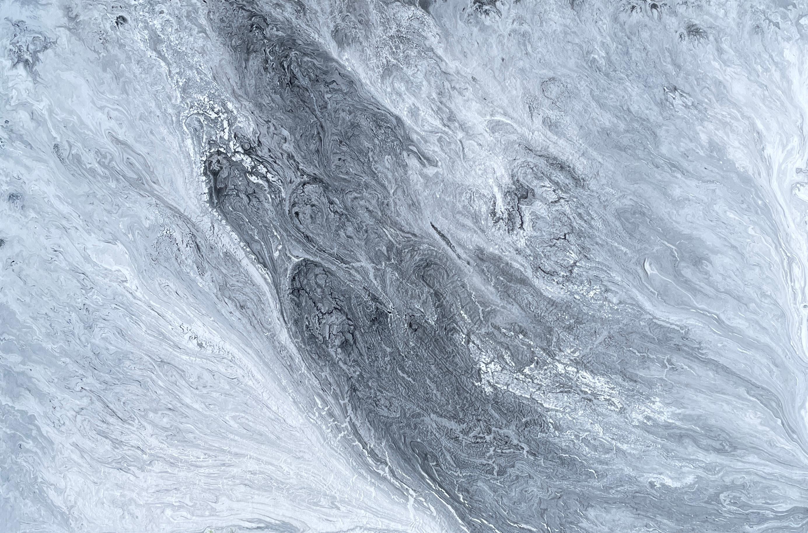 'Corrientes' de Lori Poncsak - Mármol blanco y gris Abstracto oceánico contemporáneo en venta 2
