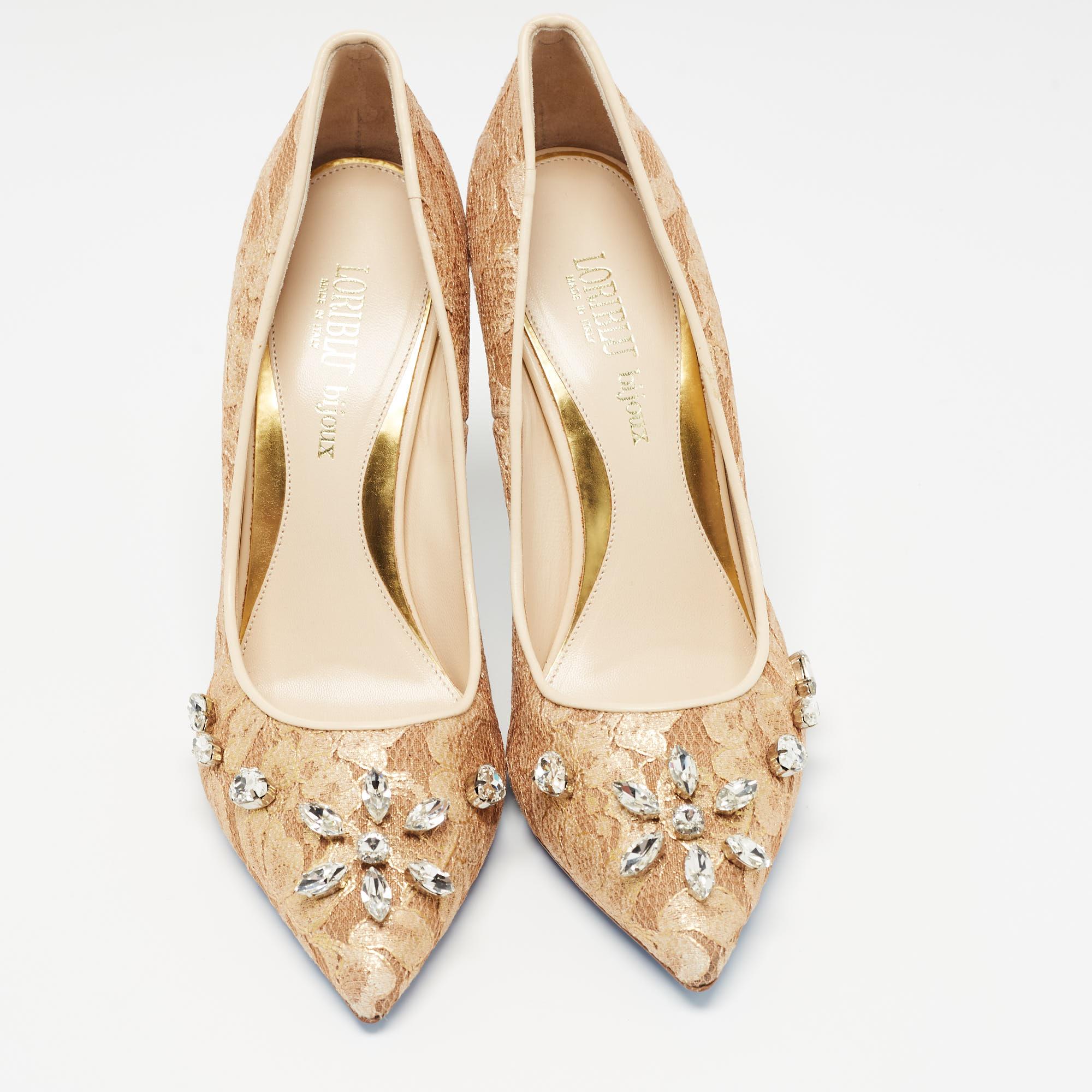 Loriblu Beige Lace Crystals Embellished Pumps Size 40 In Good Condition For Sale In Dubai, Al Qouz 2