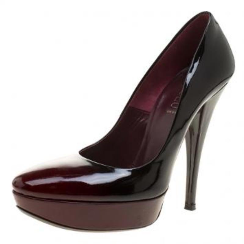 Loriblu Black/Burgundy Ombre Patent Leather Platform Pumps Size 39 In Good Condition For Sale In Dubai, Al Qouz 2