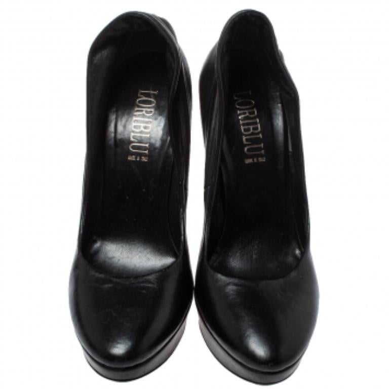 Loriblu Black Leather Platform Pumps Size 39 In Fair Condition For Sale In Dubai, Al Qouz 2